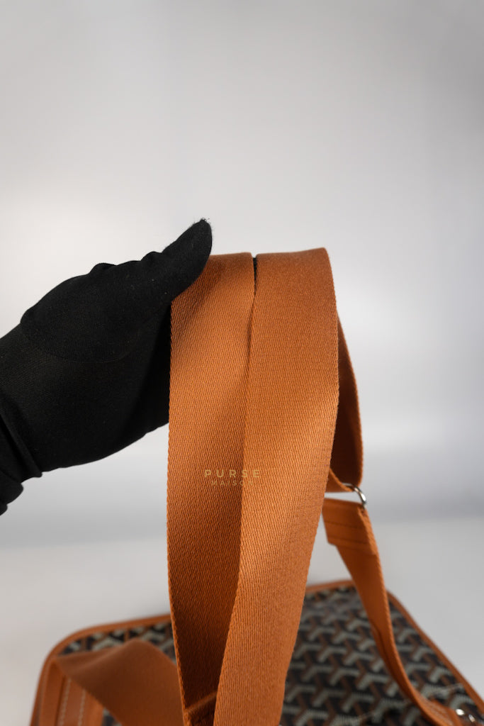 Coursier Messenger Bag in Tan | Purse Maison Luxury Bags Shop