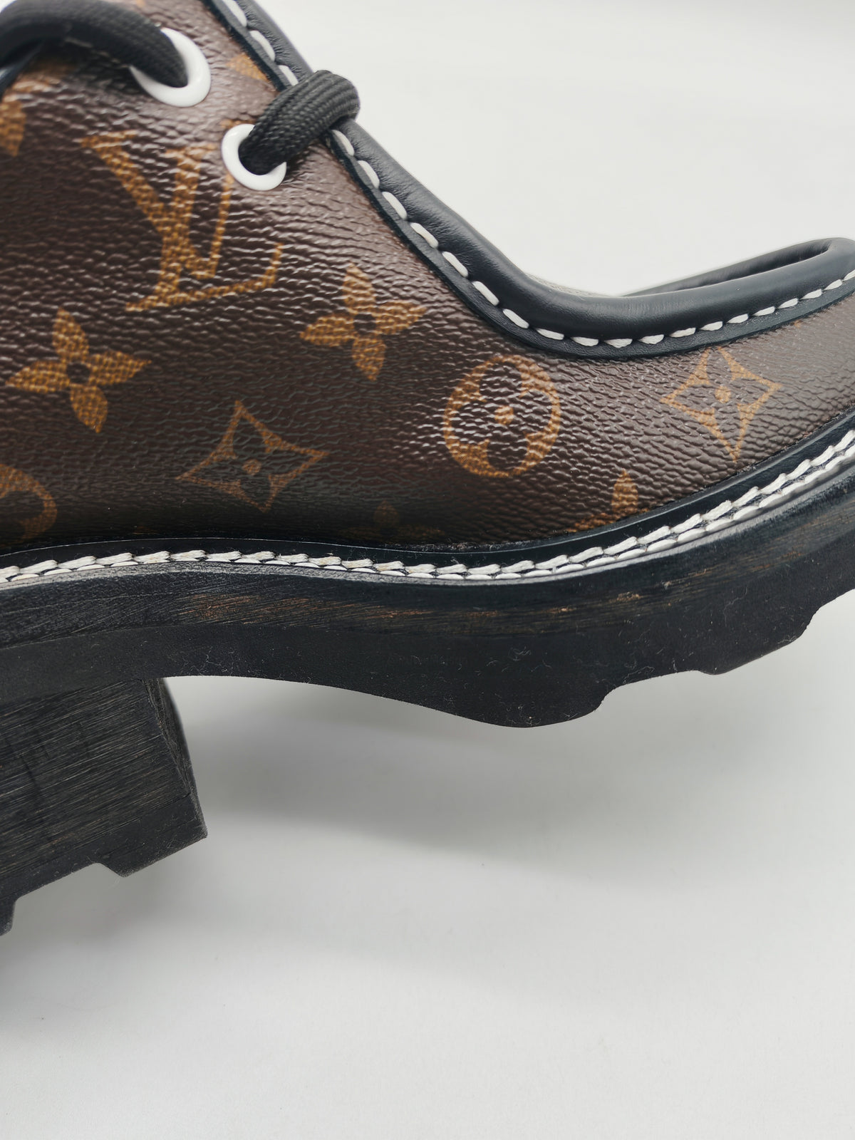 Louis Vuitton Beaubourg Platform Derby Shoes in Monogram Canvas Size 38 EU (25 cm)