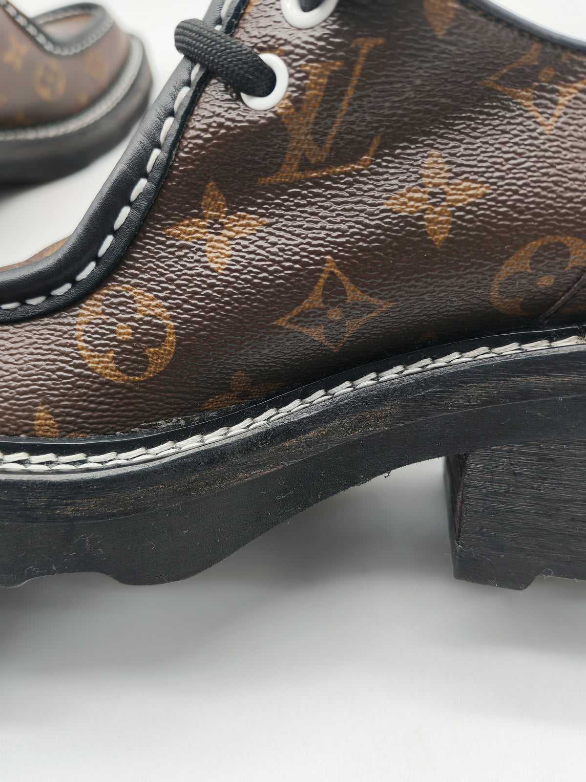 Louis Vuitton Beaubourg Platform Derby Shoes in Monogram Canvas Size 38 EU (25 cm)