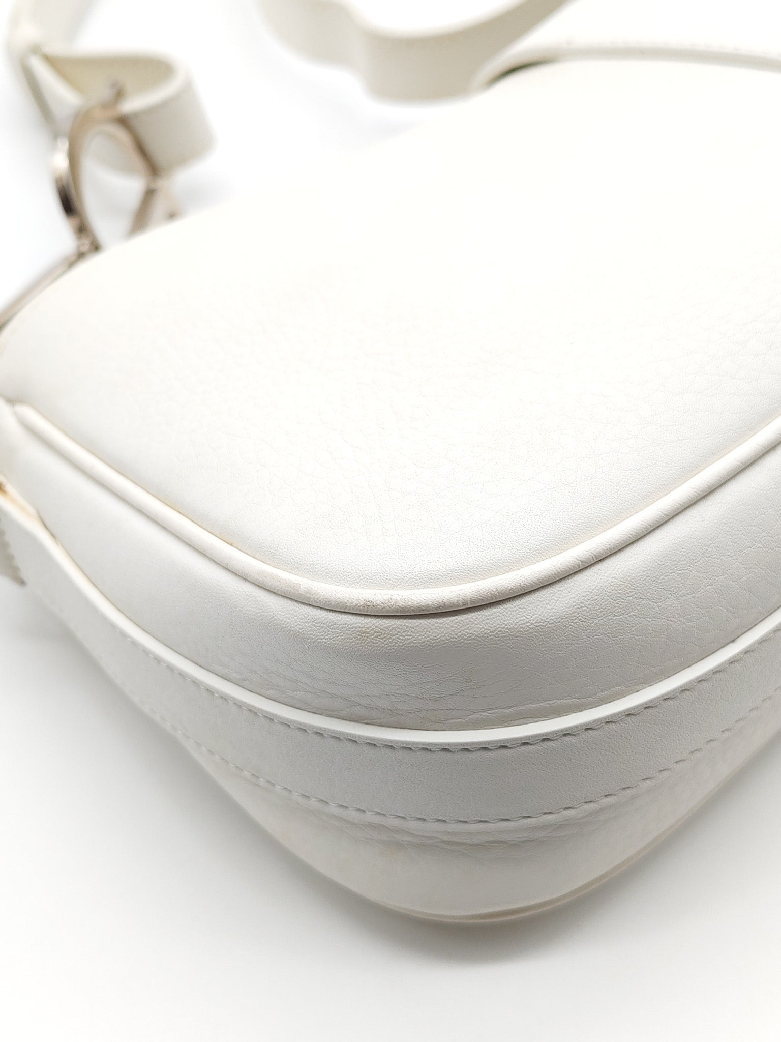 D Charm Pochette Shoulder Bag in White & Silver Hardware | Purse Maison Luxury Bags Shop