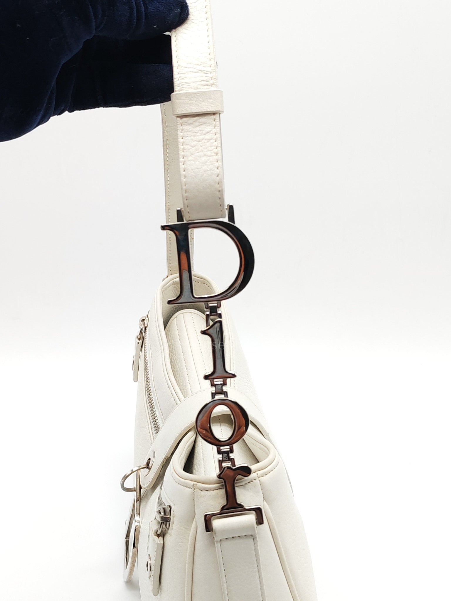 D Charm Pochette Shoulder Bag in White & Silver Hardware | Purse Maison Luxury Bags Shop