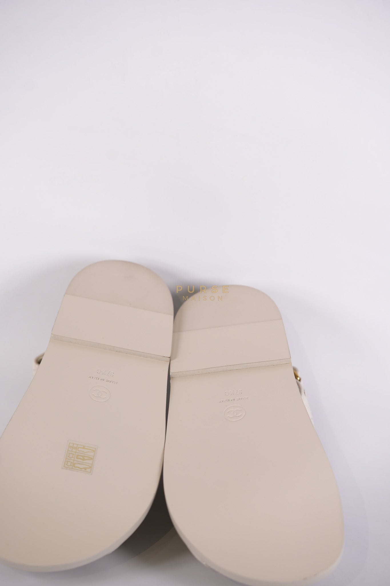 Dad Sandals/ Mandals Light Grey in Shiny Calfskin Leather Size 37.5 (26 cm) | Purse Maison Luxury Bags Shop