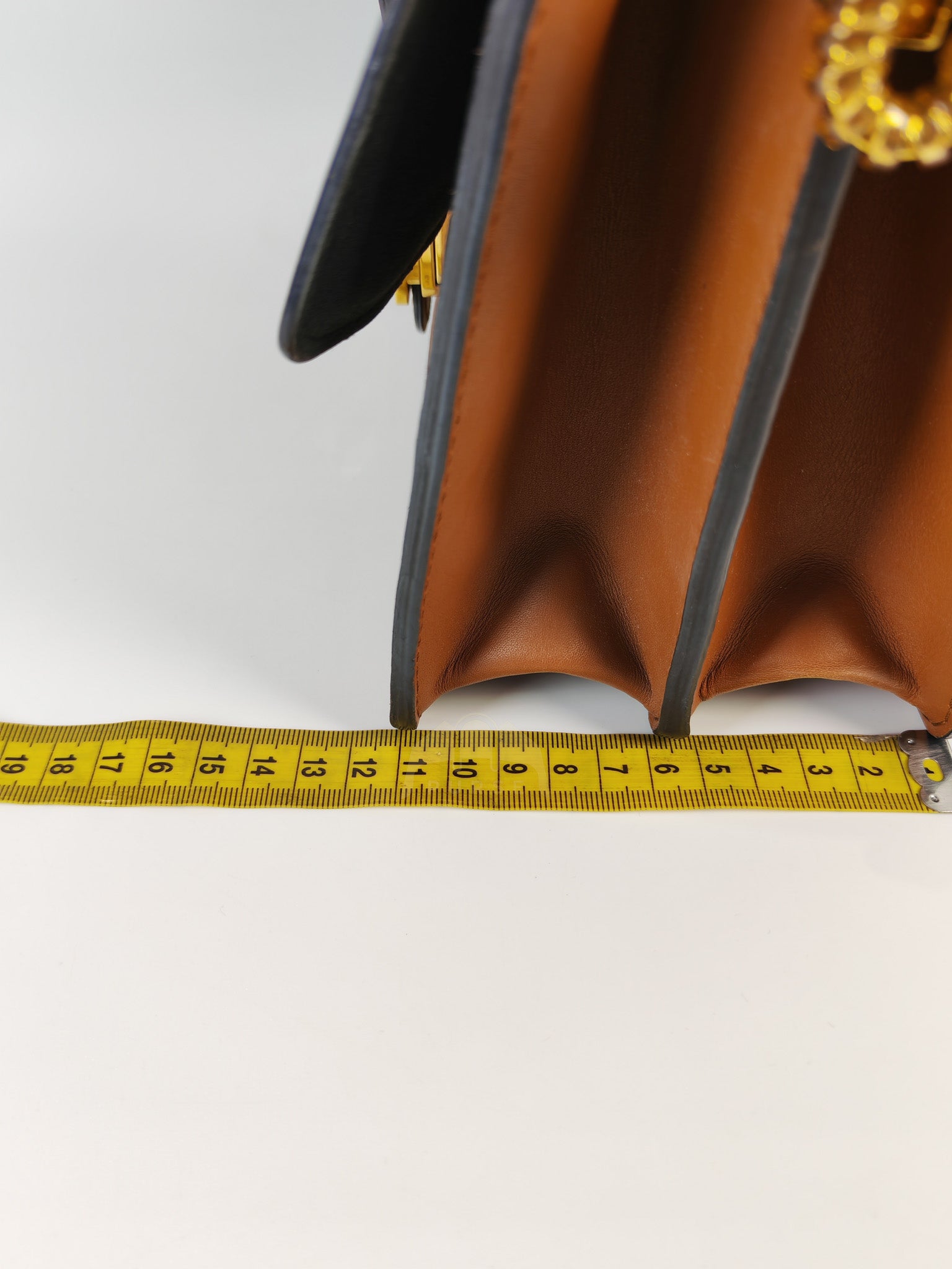 Dauphine MM in Reverse Monogram Canvas (Date code: FL2149) | Purse Maison Luxury Bags Shop