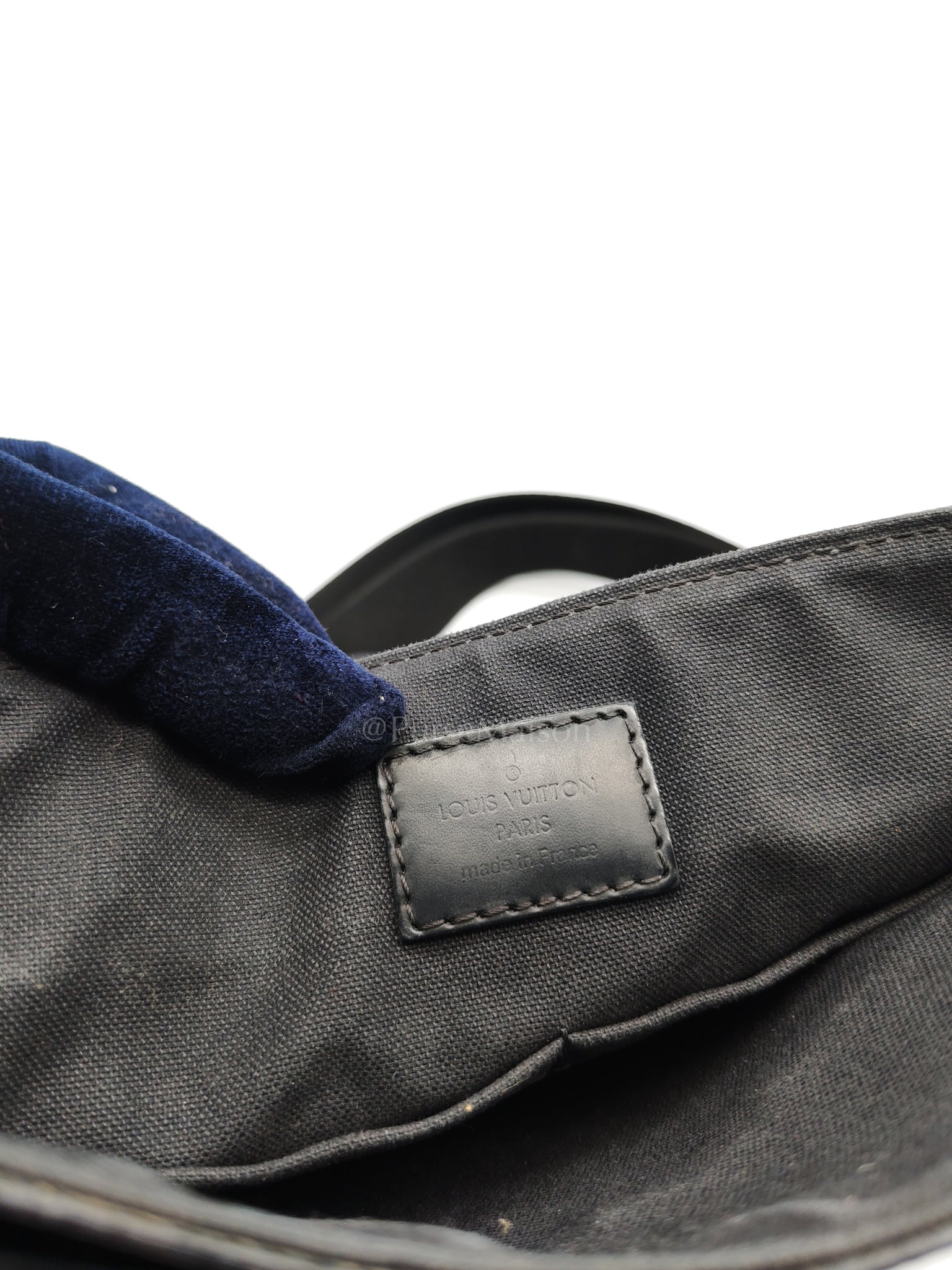 District PM Messenger Bag in Damier Graphite Canvas (Date Code: FL4105) | Purse Maison Luxury Bags Shop