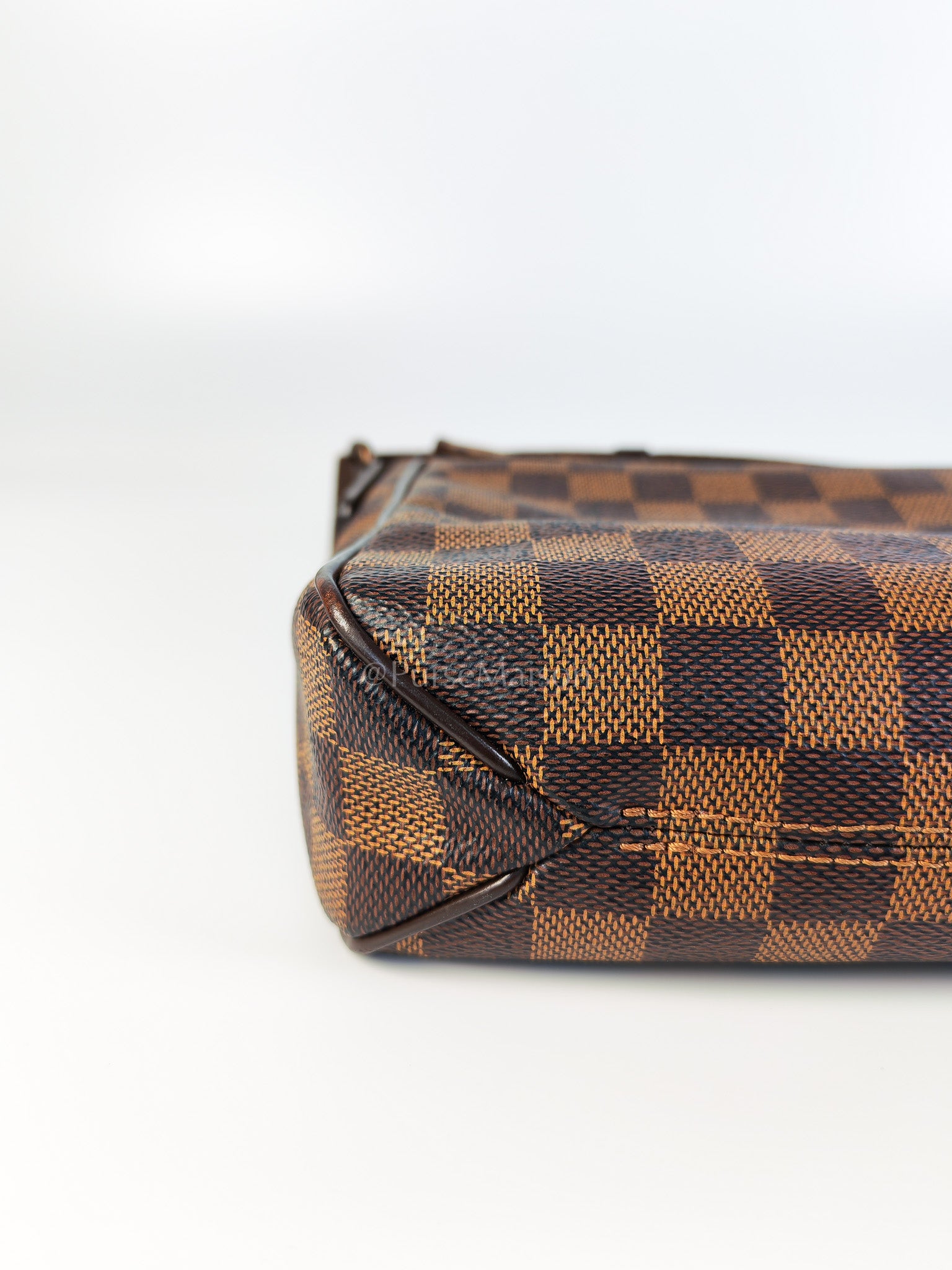 District PM Messenger Crossbody Bag (Date Code: FL2156) | Purse Maison Luxury Bags Shop