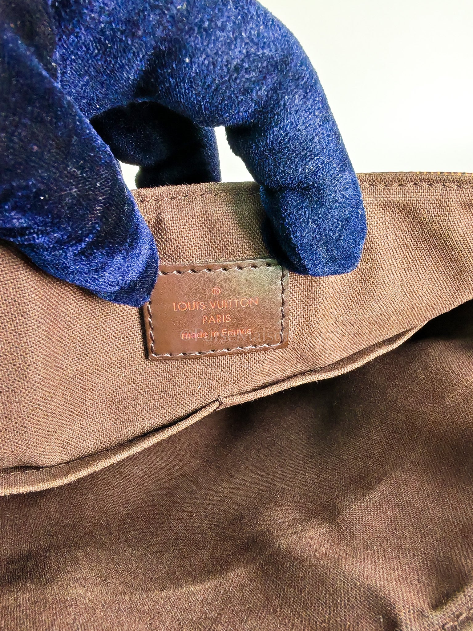 District PM Messenger Crossbody Bag (Date Code: FL2156) | Purse Maison Luxury Bags Shop