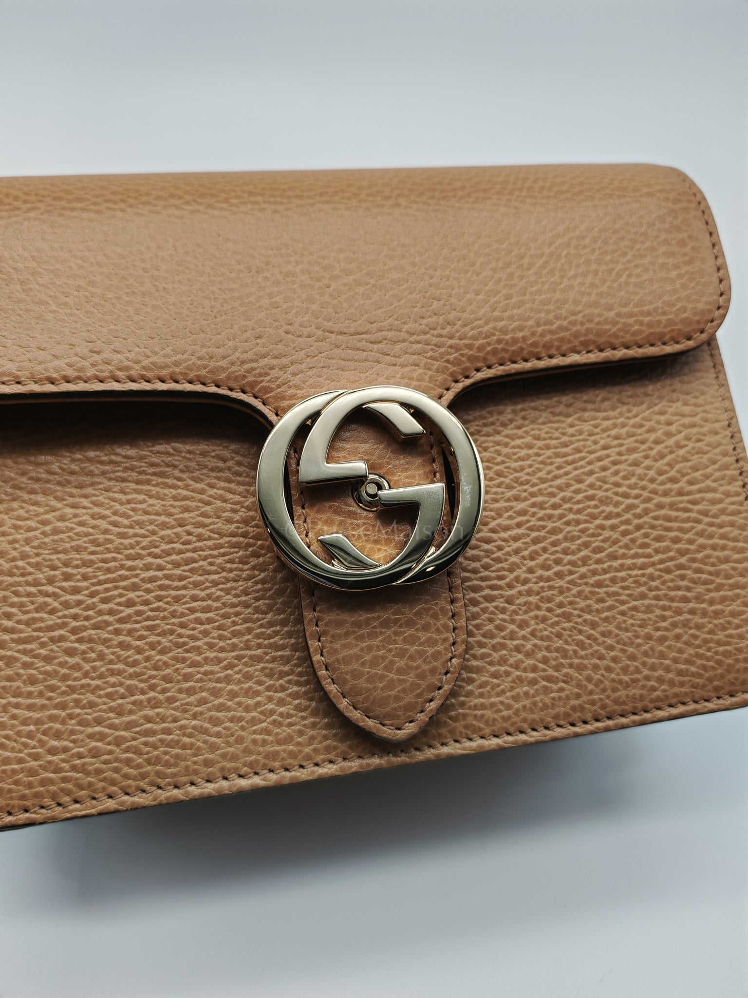 Dollar Calfskin Small Interlocking GG Shoulder Bag Gold Hardware Beige | Purse Maison Luxury Bags Shop