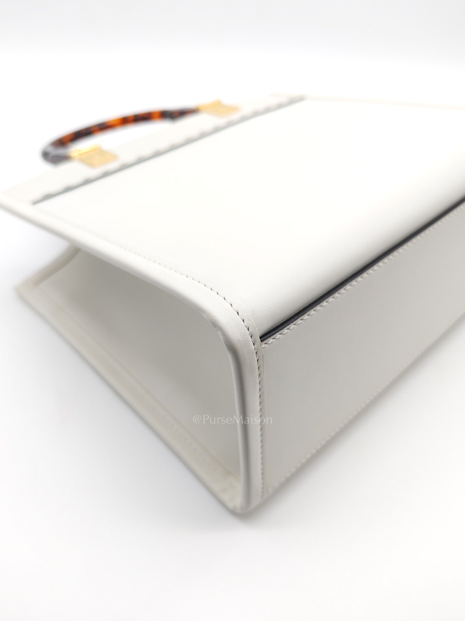 2-Way Sunshine Tote Bag Small in White & Tortoiseshell Plexiglass Handle