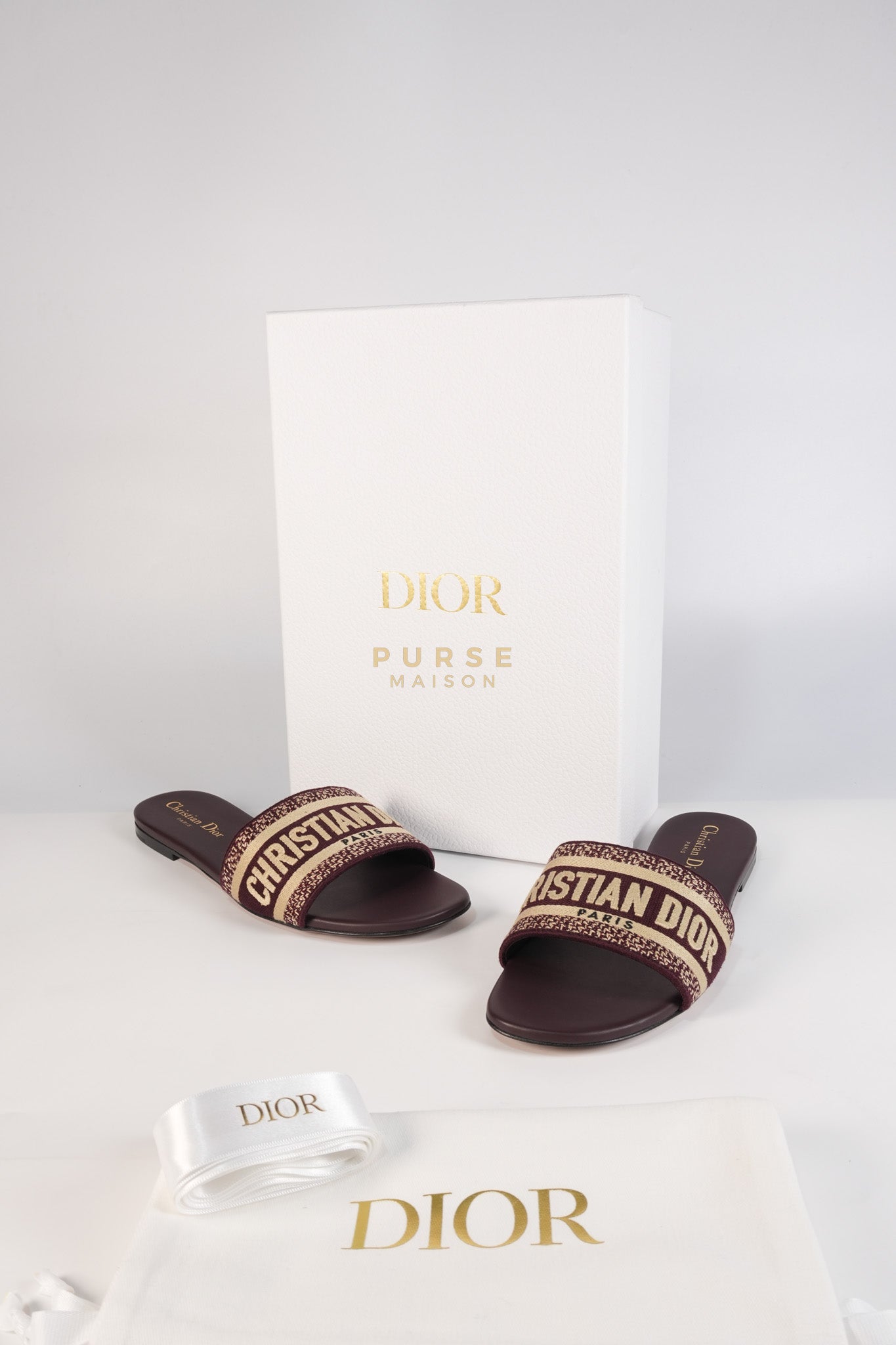 Dway Mules Slide Sandals in Burgundy Canvas Embroidered Size 38 EU(25cm) | Purse Maison Luxury Bags Shop