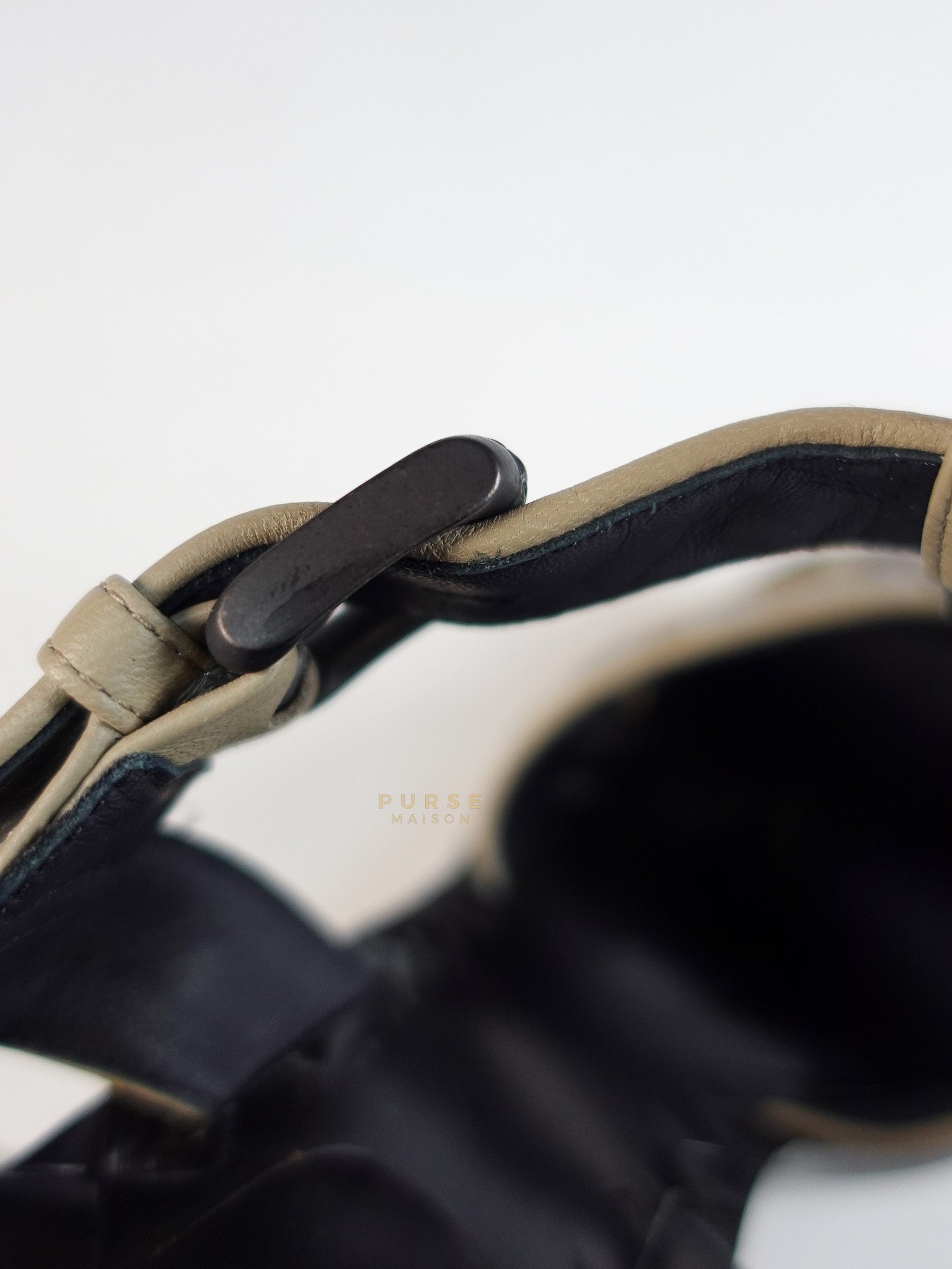 Embroidered Chunky Heels Sandals in Gray Size 39 EU (24.5cm) | Purse Maison Luxury Bags Shop