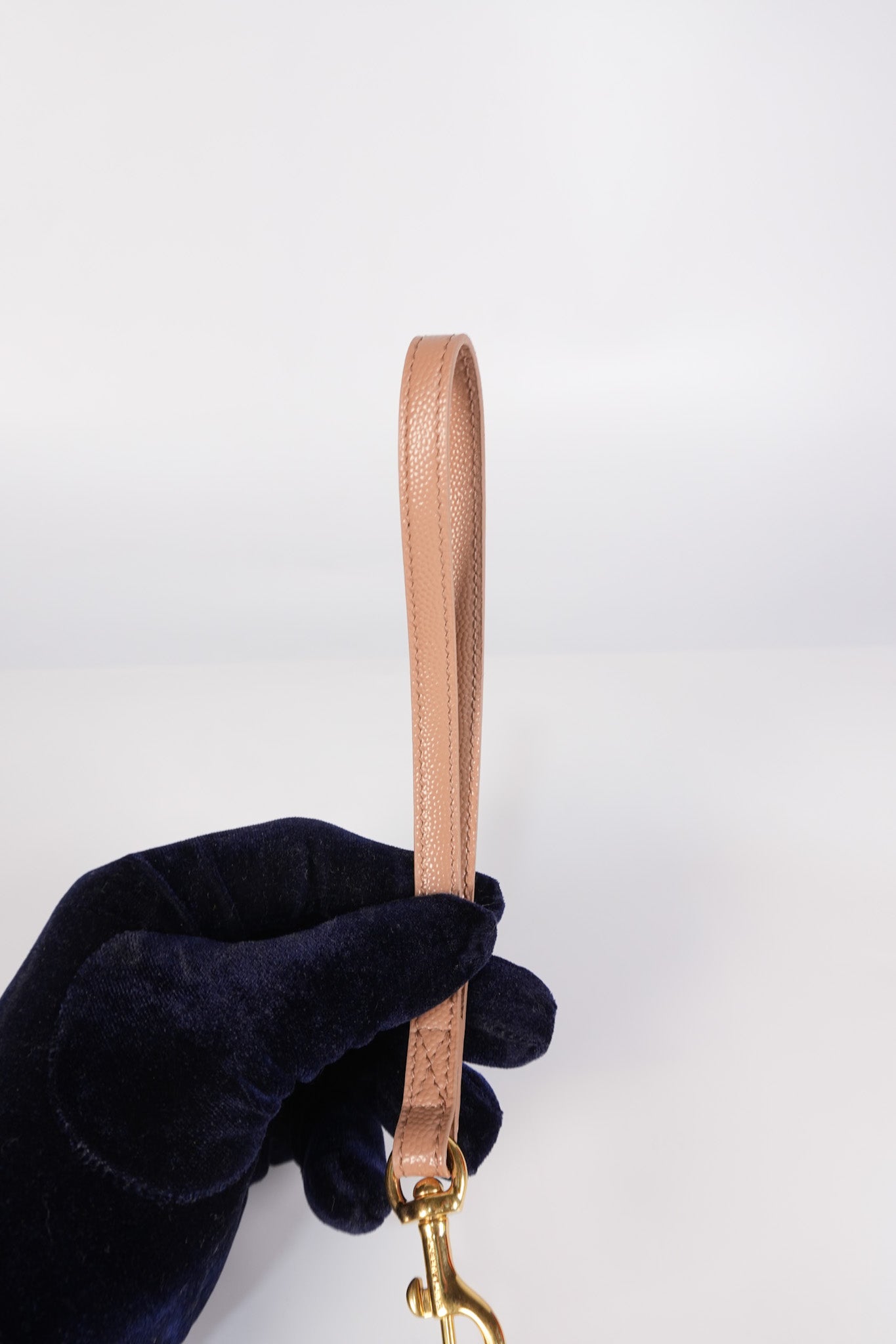 Envelope Clutch Bag in Beige Grain De Poudre Leather & Gold Hardware | Purse Maison Luxury Bags Shop