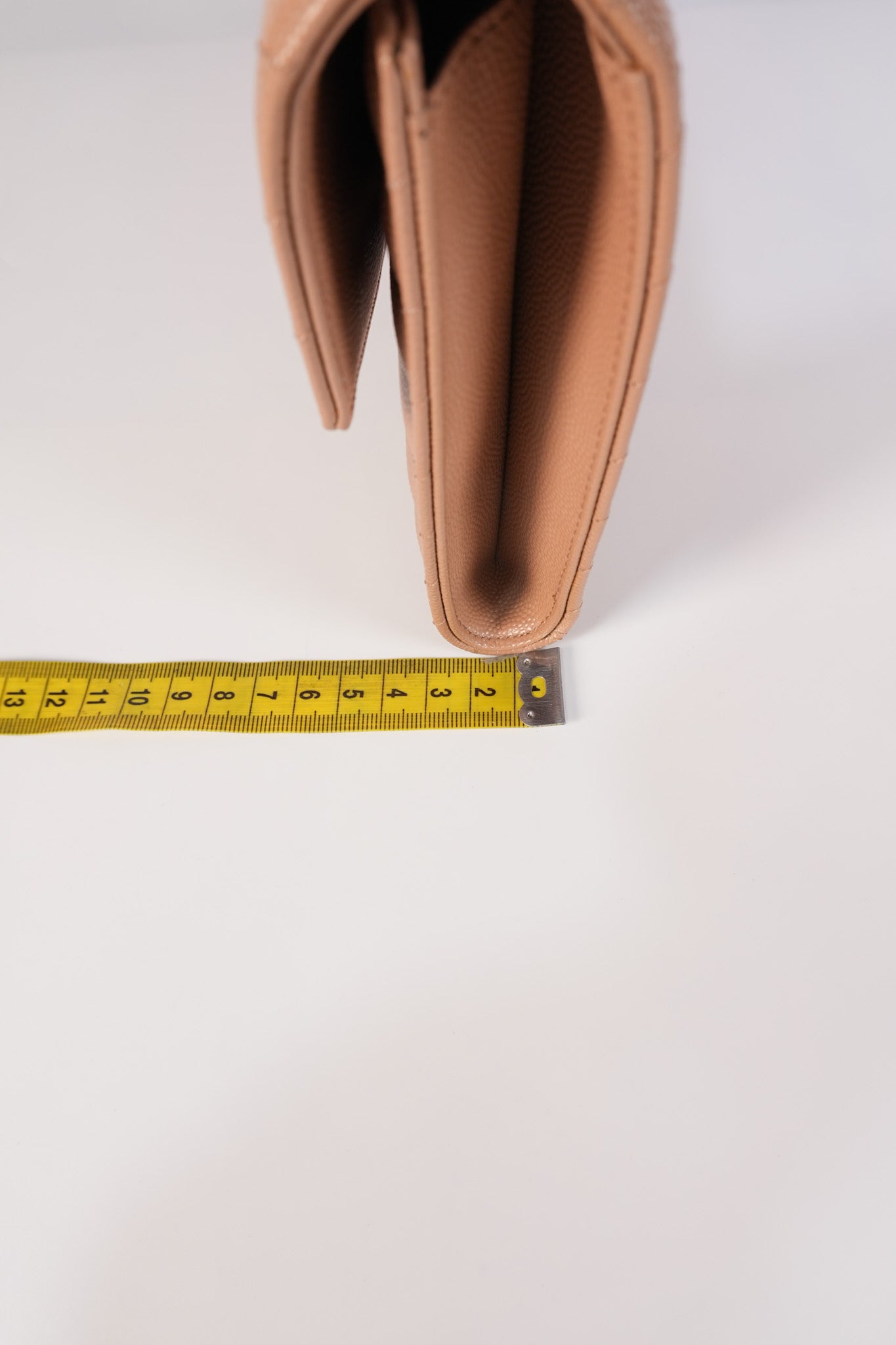 Envelope Clutch Bag in Beige Grain De Poudre Leather & Gold Hardware | Purse Maison Luxury Bags Shop