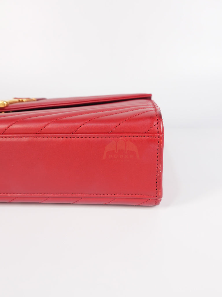 Envelope Large in Red Smooth Chevron Leather and Gold Hardware Shoulder Bag | Purse Maison Luxury Bags Shop