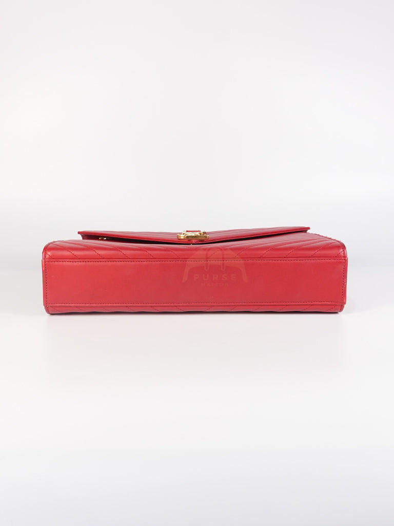 Envelope Large in Red Smooth Chevron Leather and Gold Hardware Shoulder Bag | Purse Maison Luxury Bags Shop