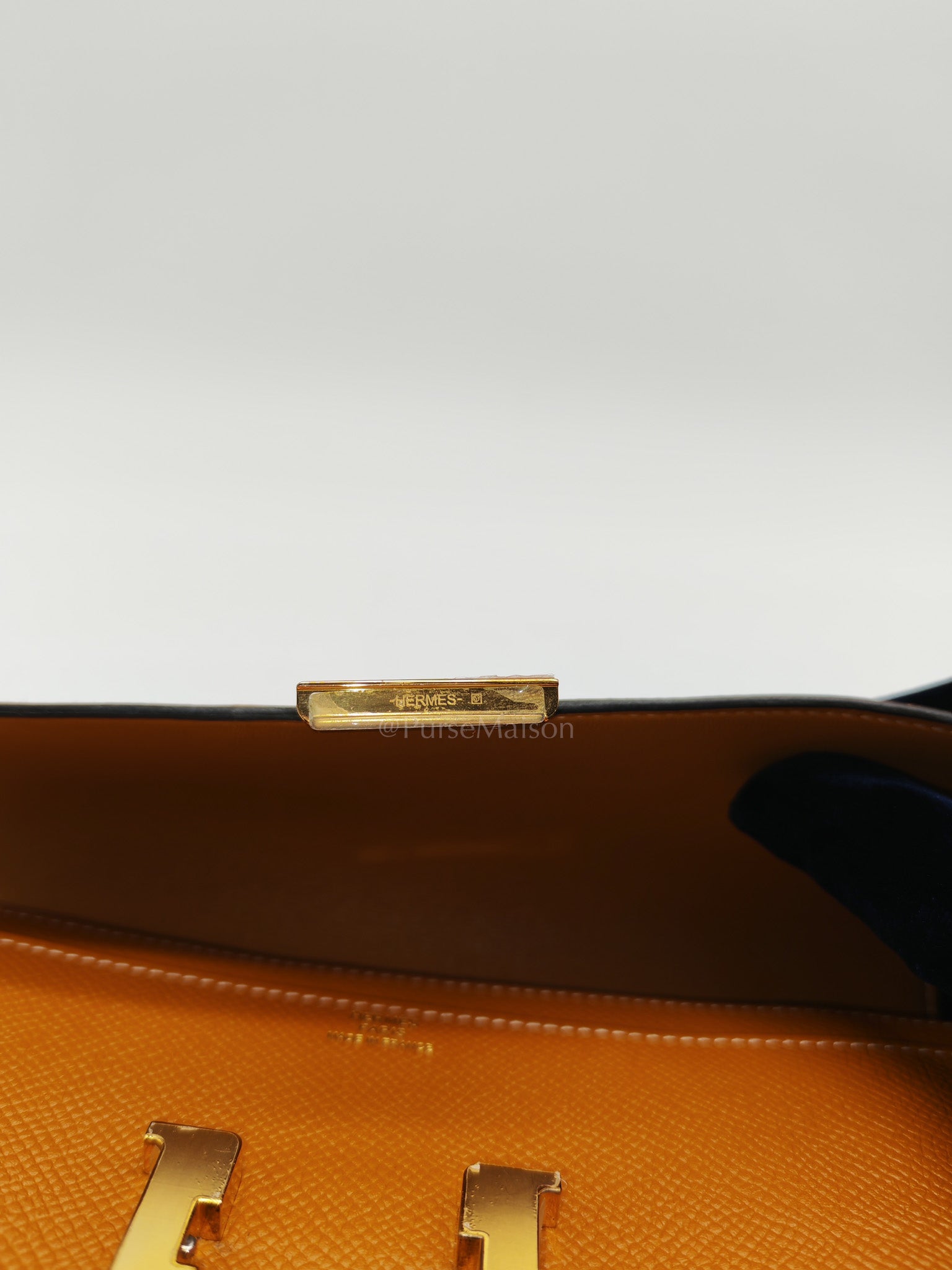 Constance To Go in Toffee Epsom Leather & Gold Hardware Stamp D (2019)