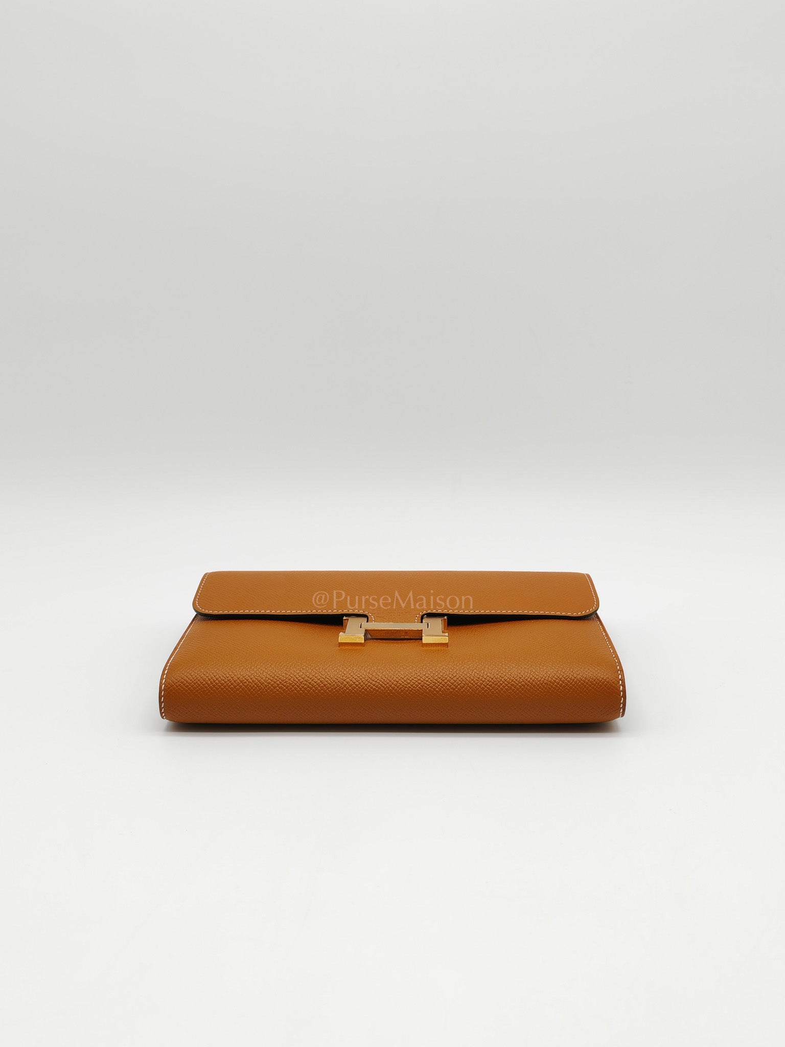 Constance To Go in Toffee Epsom Leather & Gold Hardware Stamp D (2019)