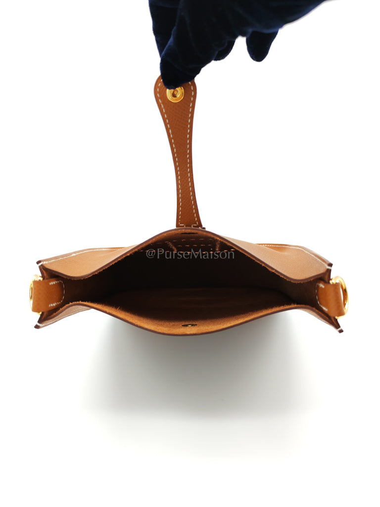 Evelyne 16 TPM (New Version) Sellier in Gold Epsom Leather and Gold Hardware Stamp K (2025) | Purse Maison Luxury Bags Shop