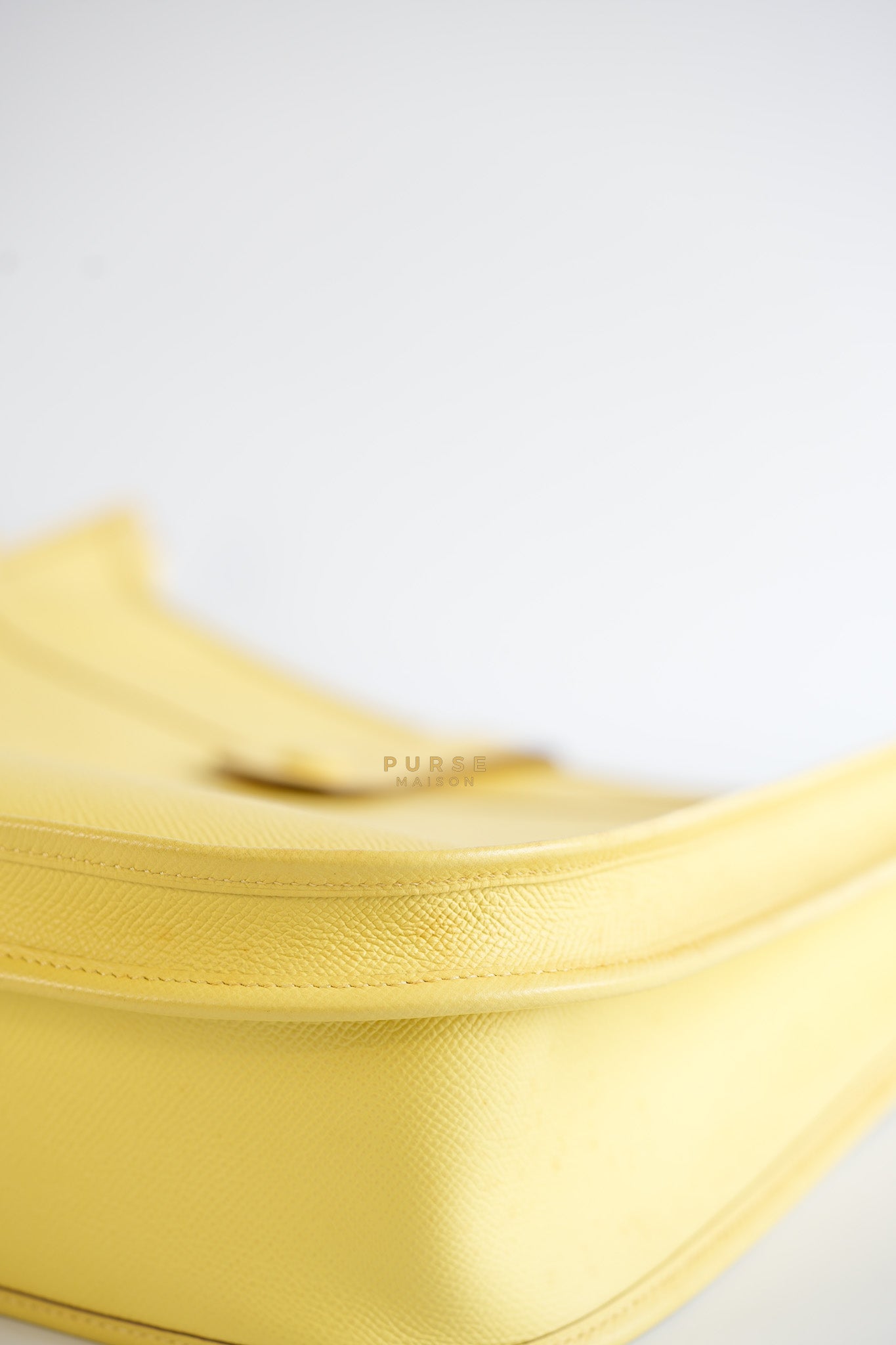 Evelyne III PM Jaune Poussin Clemence in Palladium Hardware Stamp T | Purse Maison Luxury Bags Shop