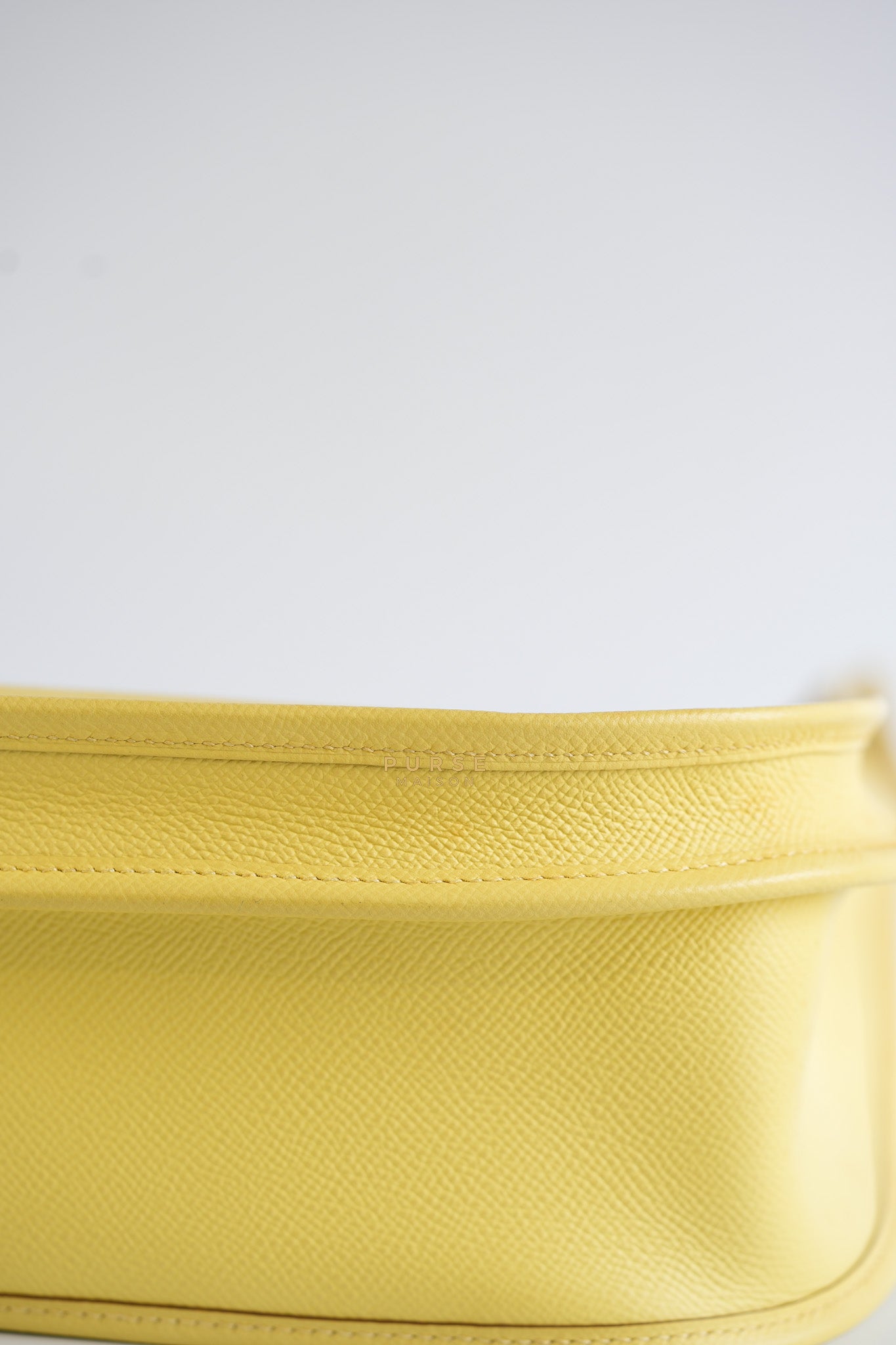 Evelyne III PM Jaune Poussin Clemence in Palladium Hardware Stamp T | Purse Maison Luxury Bags Shop