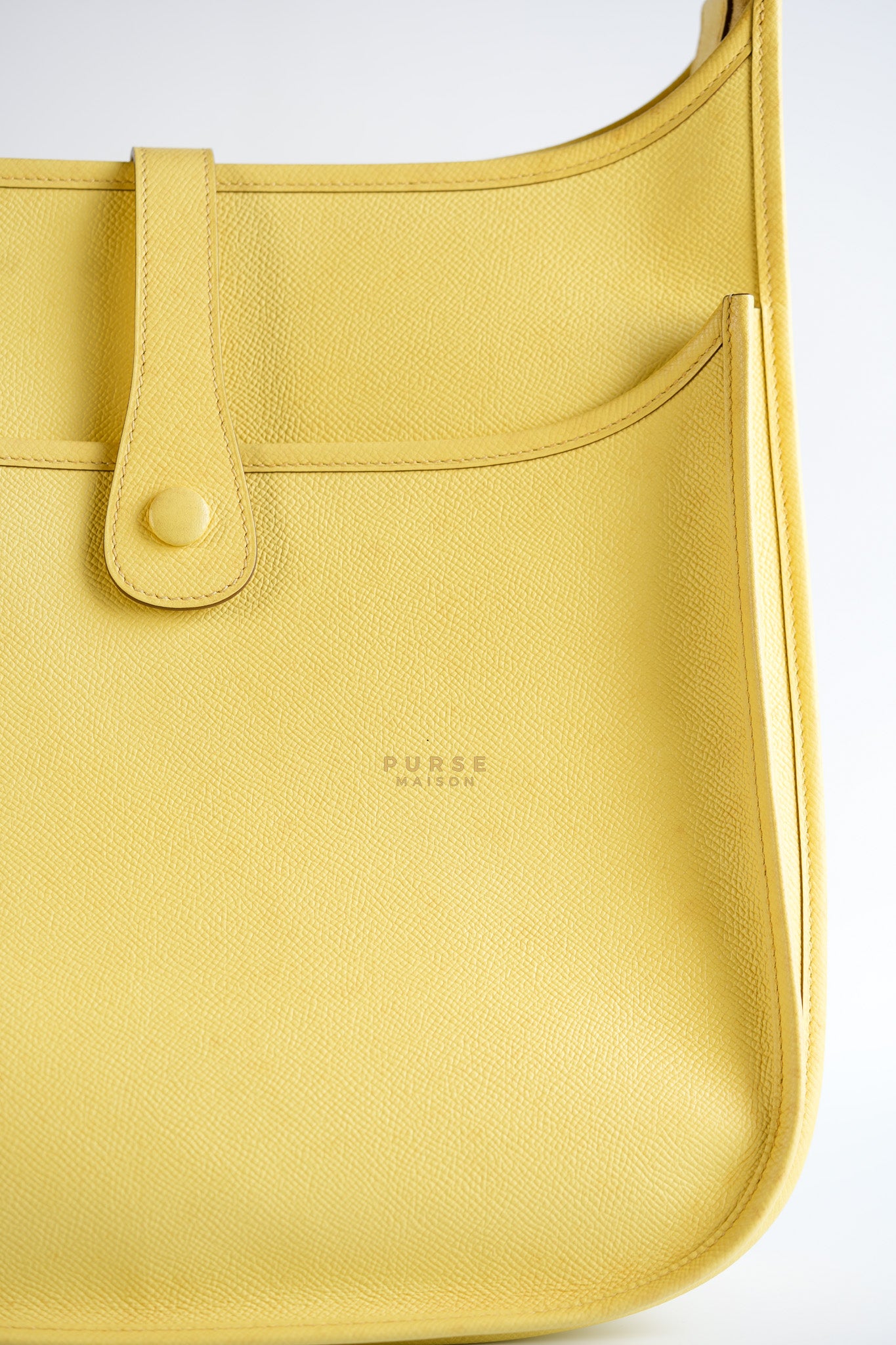 Evelyne III PM Jaune Poussin Clemence in Palladium Hardware Stamp T | Purse Maison Luxury Bags Shop