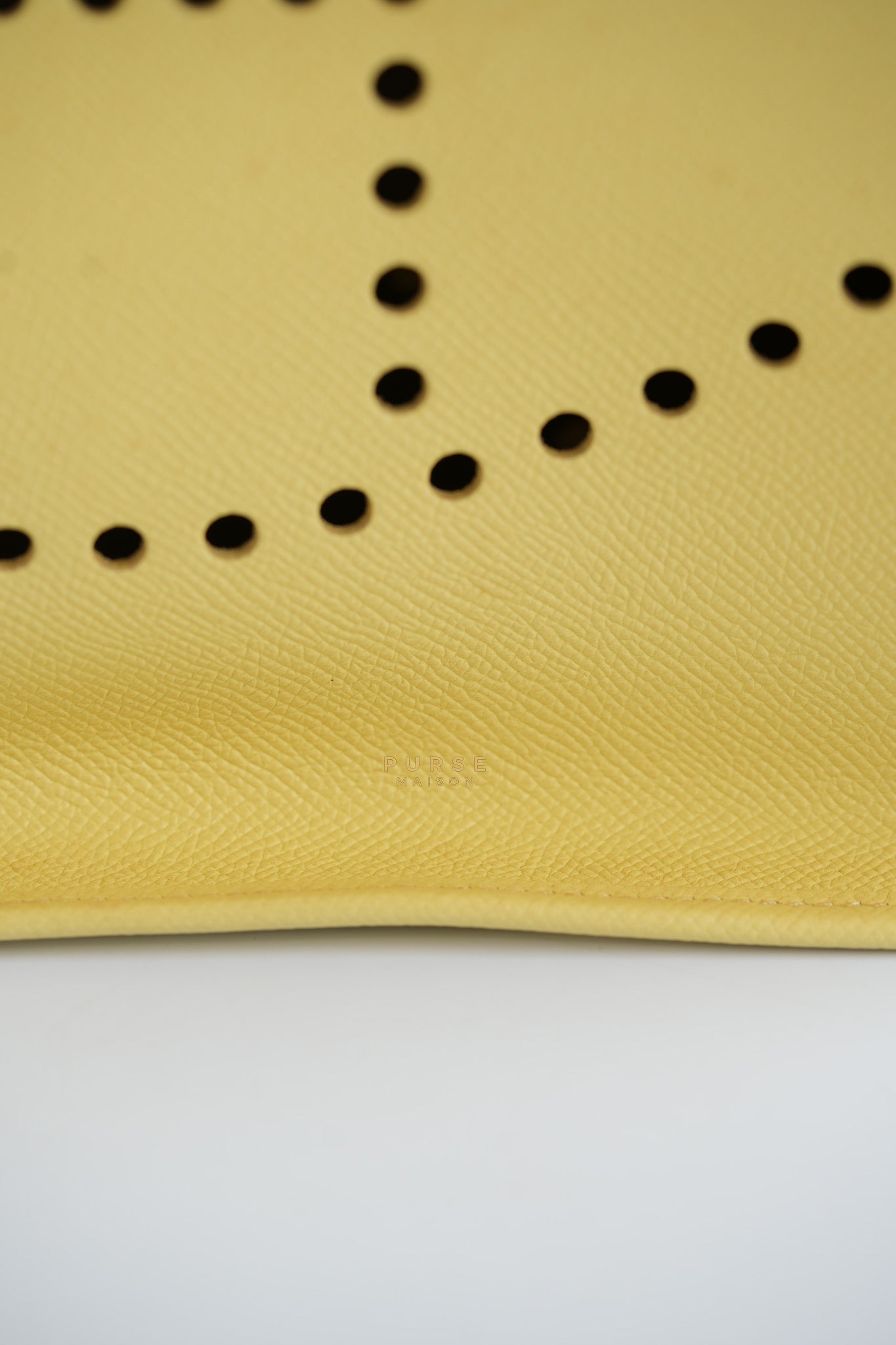 Evelyne III PM Jaune Poussin Clemence in Palladium Hardware Stamp T | Purse Maison Luxury Bags Shop