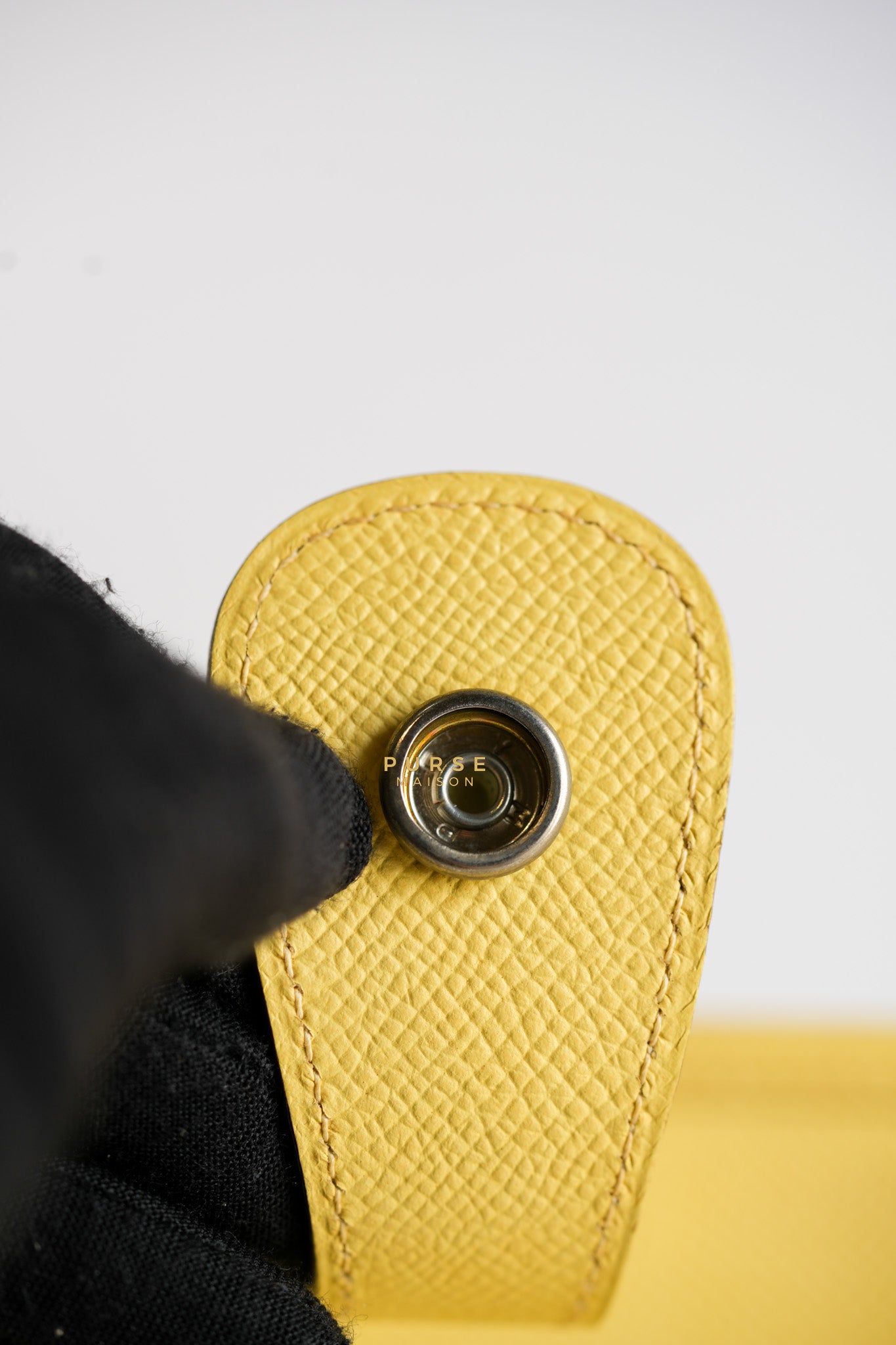 Evelyne III PM Jaune Poussin Clemence in Palladium Hardware Stamp T | Purse Maison Luxury Bags Shop