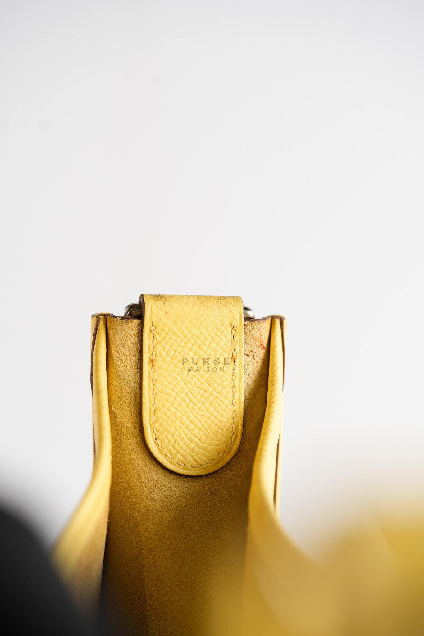 Evelyne III PM Jaune Poussin Clemence in Palladium Hardware Stamp T | Purse Maison Luxury Bags Shop