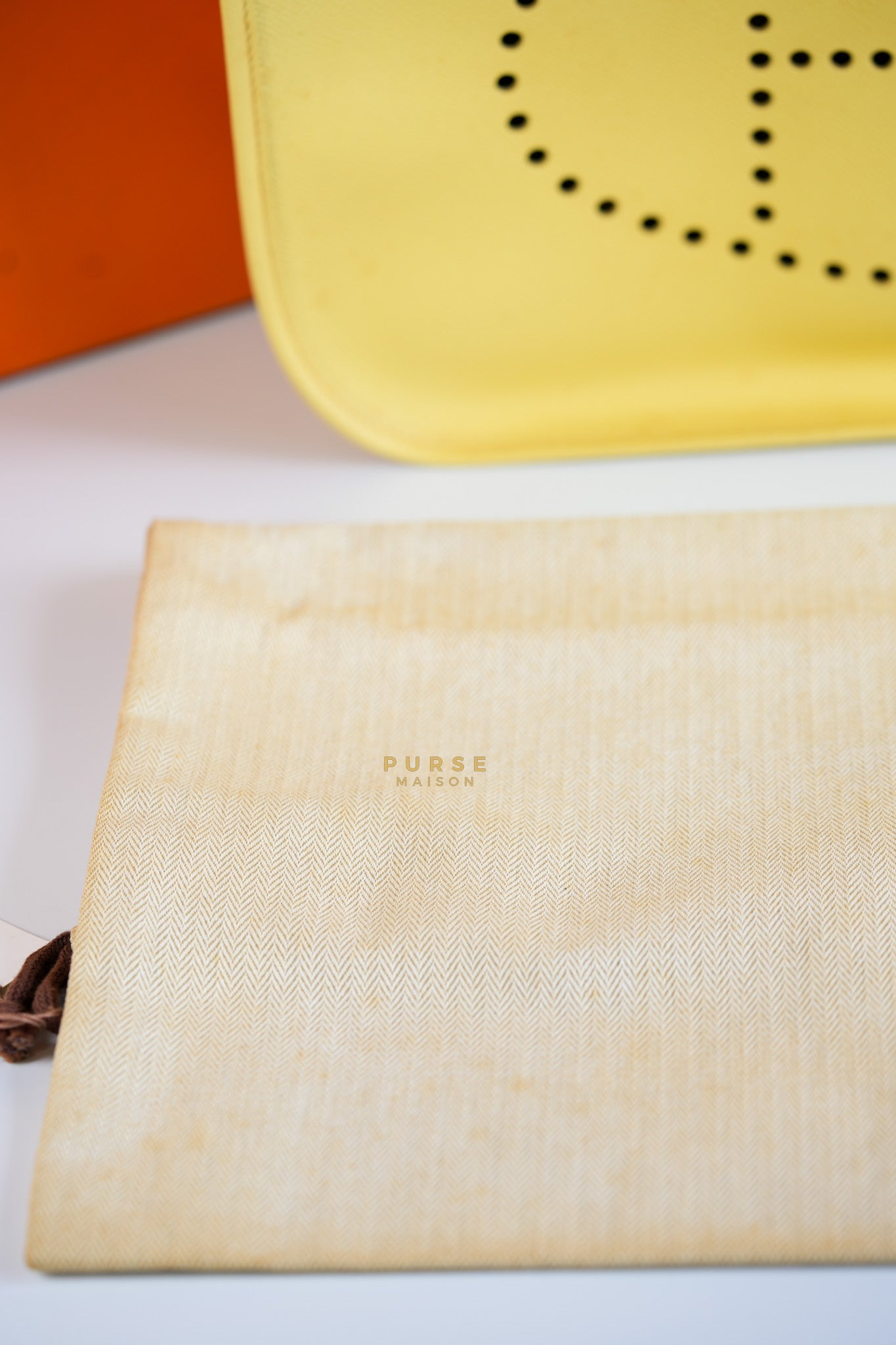 Evelyne III PM Jaune Poussin Clemence in Palladium Hardware Stamp T | Purse Maison Luxury Bags Shop