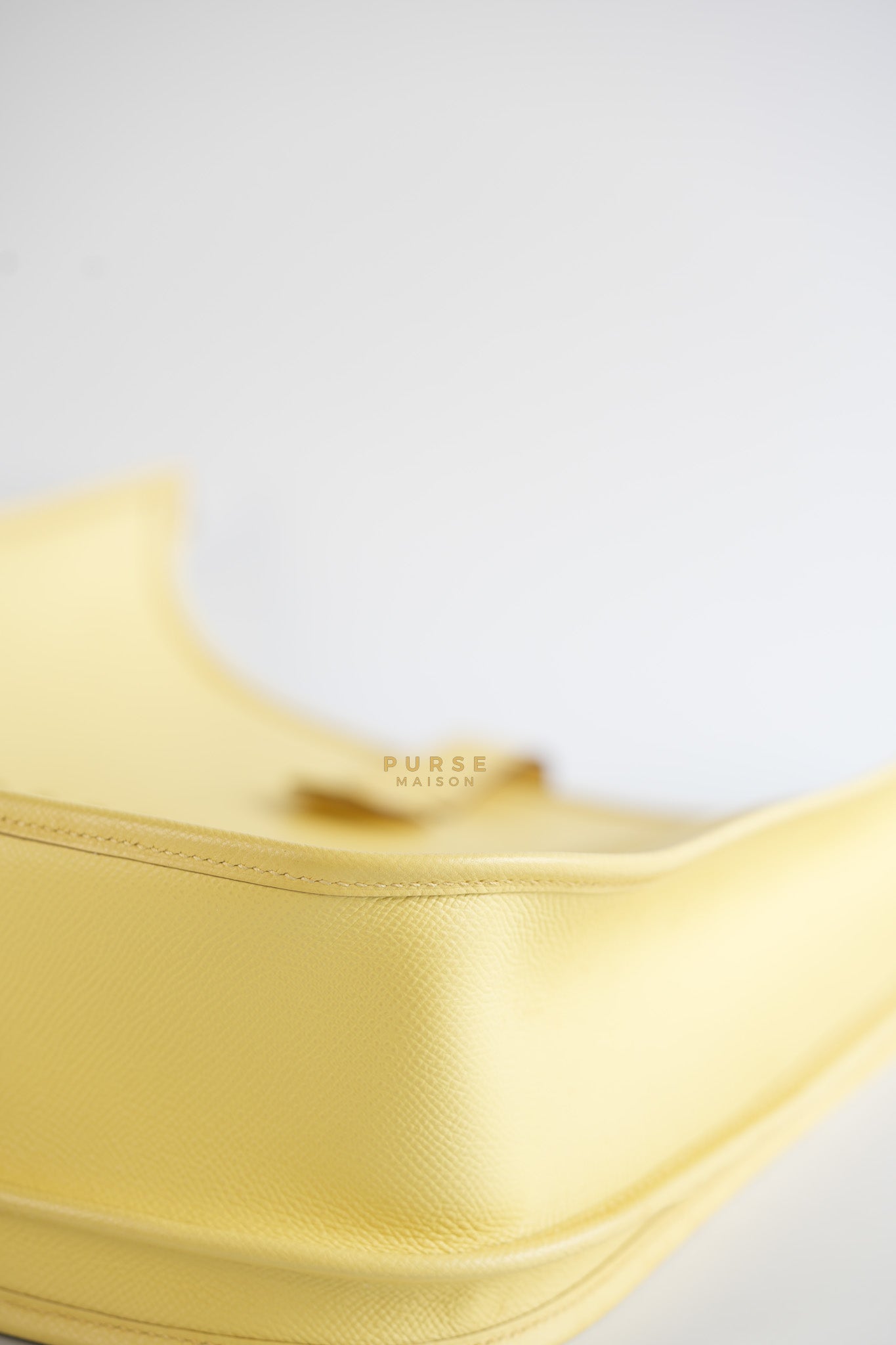 Evelyne III PM Jaune Poussin Clemence in Palladium Hardware Stamp T | Purse Maison Luxury Bags Shop