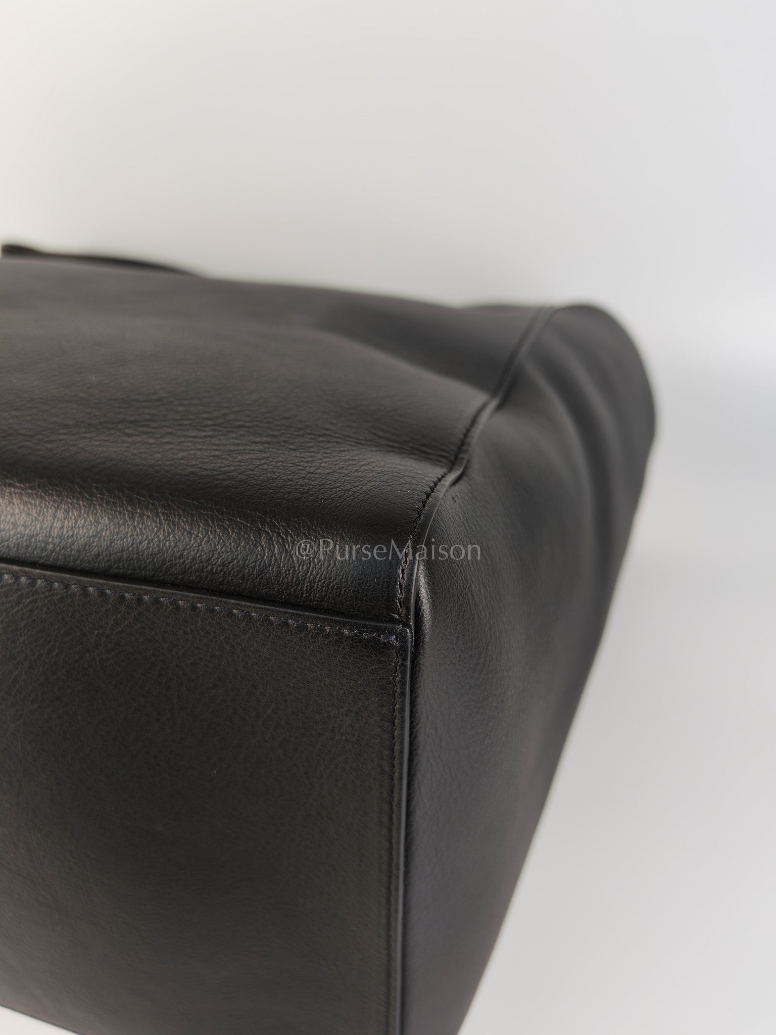 Everyday East West Tote Bag Black | Purse Maison Luxury Bags Shop