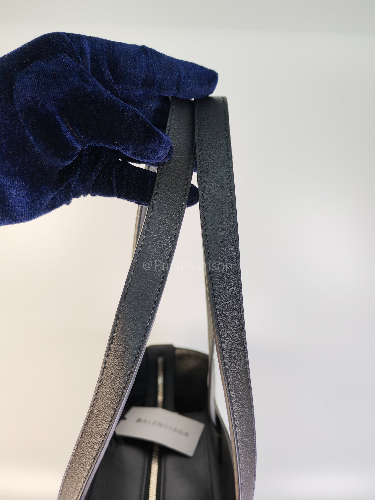 Everyday East West Tote Bag Black | Purse Maison Luxury Bags Shop