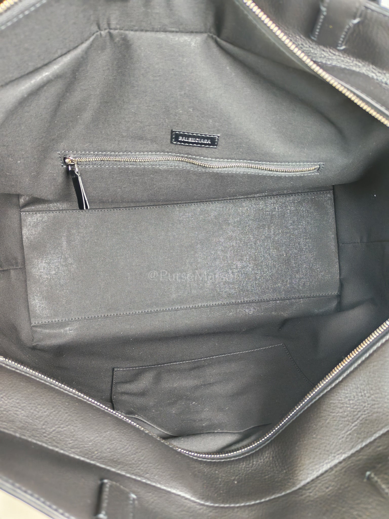 Everyday East West Tote Bag Black | Purse Maison Luxury Bags Shop