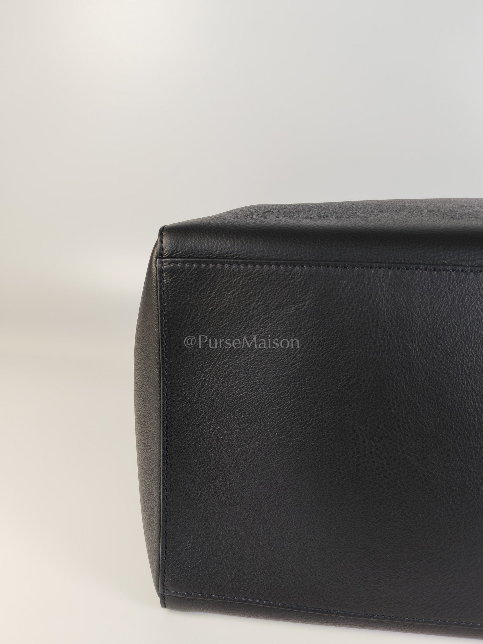 Everyday East West Tote Bag Black | Purse Maison Luxury Bags Shop