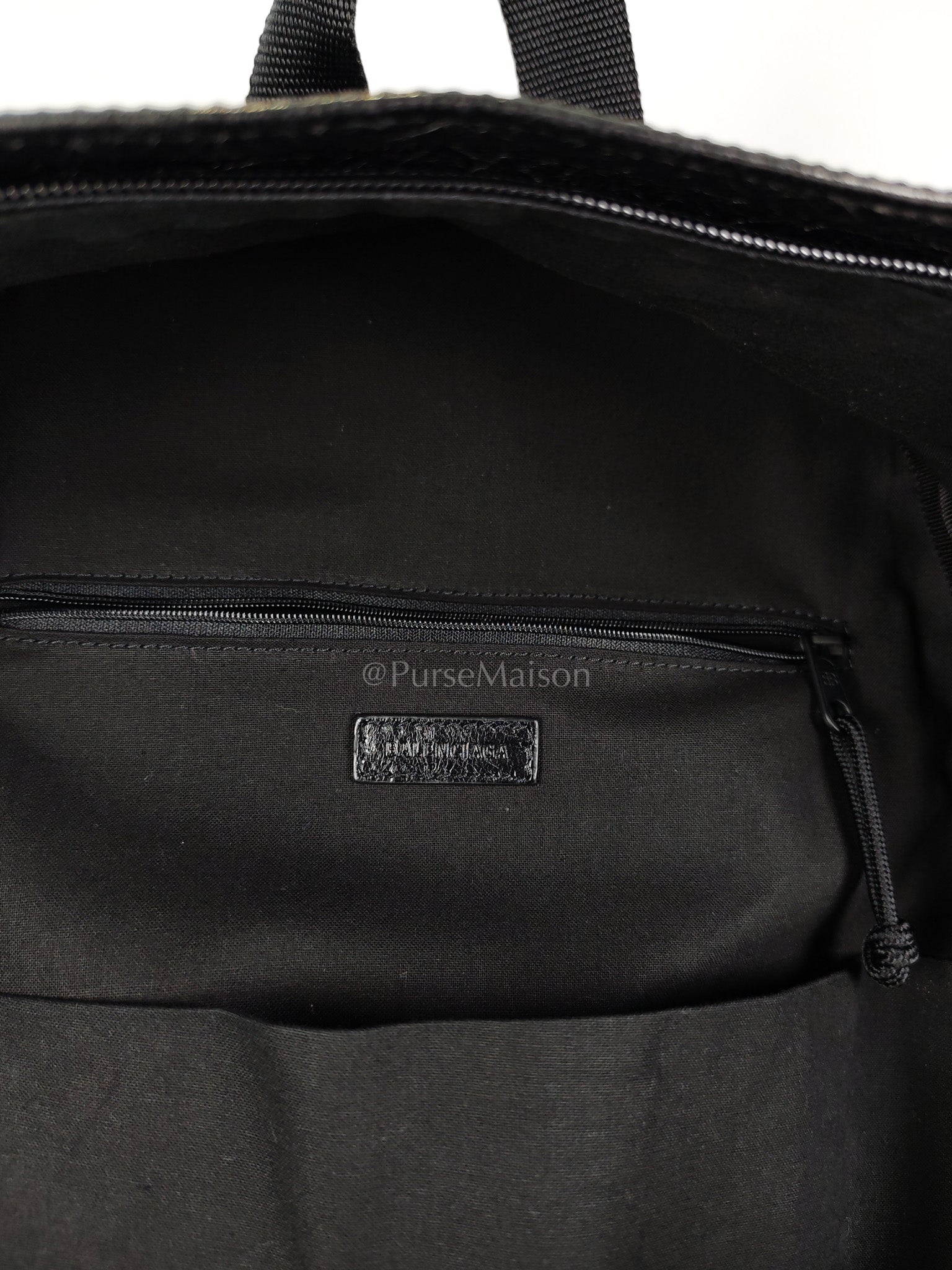 Explorer Blackpack in Black Crinkled Leather | Purse Maison Luxury Bags Shop