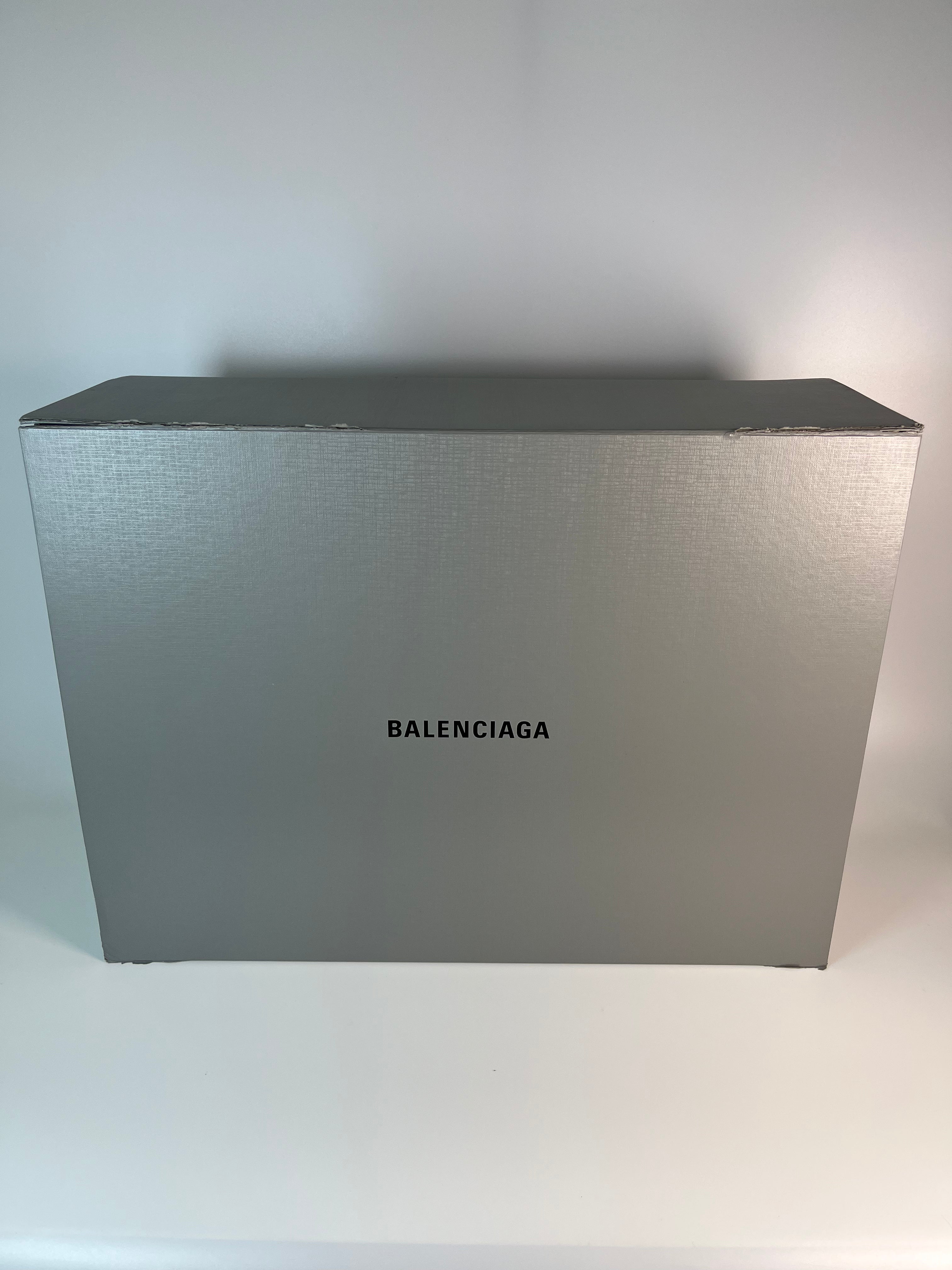 Explorer Blackpack in Black Crinkled Leather | Purse Maison Luxury Bags Shop