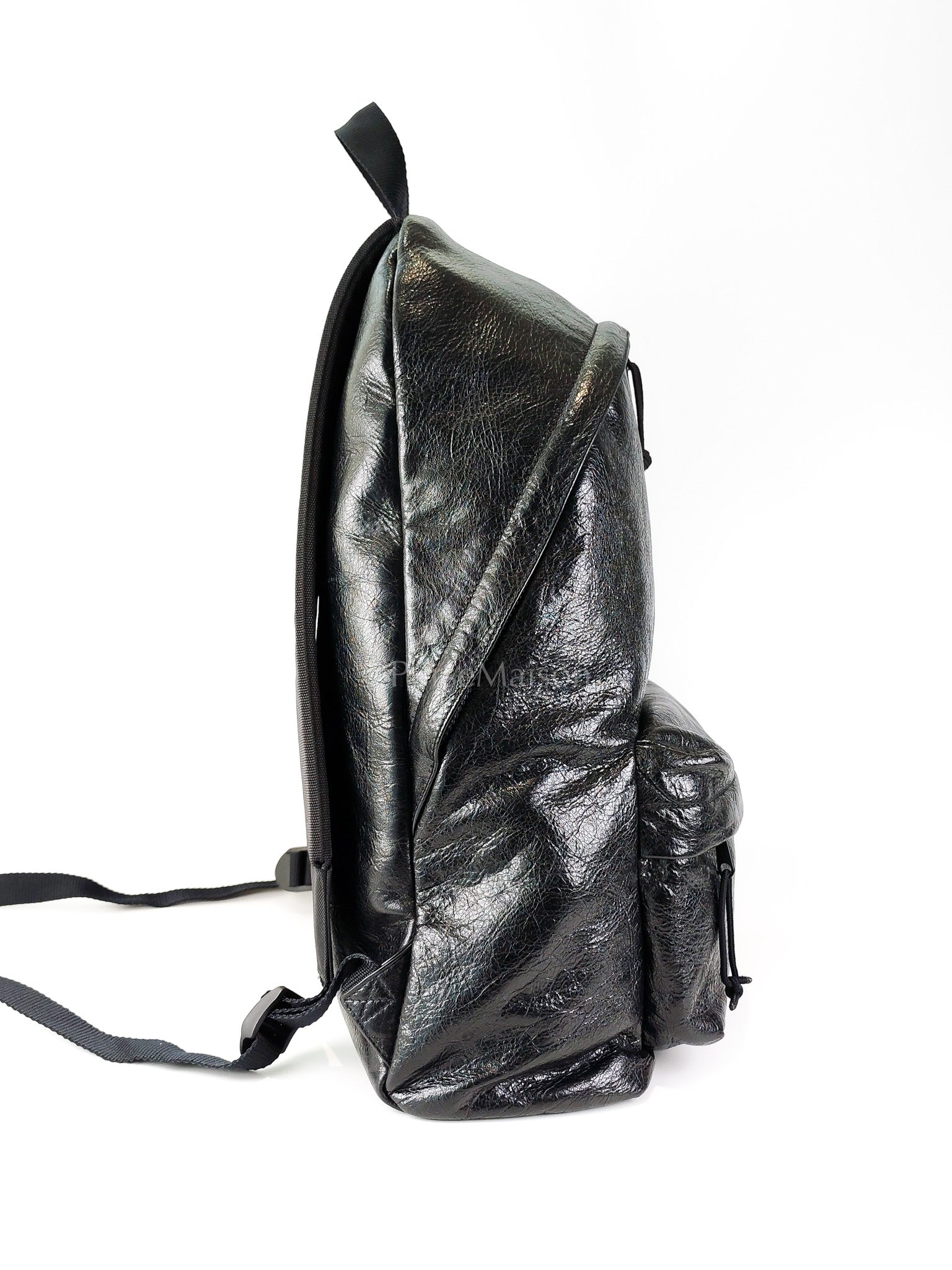 Explorer Blackpack in Black Crinkled Leather | Purse Maison Luxury Bags Shop