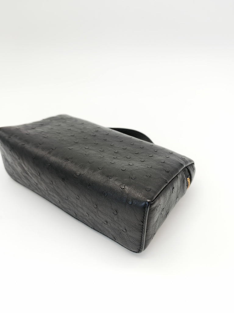Extra Pocket Pouch L19 Black Ostrich Leather | Purse Maison Luxury Bags Shop