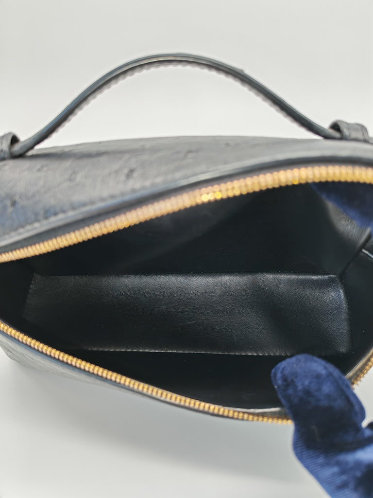 Extra Pocket Pouch L19 Black Ostrich Leather | Purse Maison Luxury Bags Shop