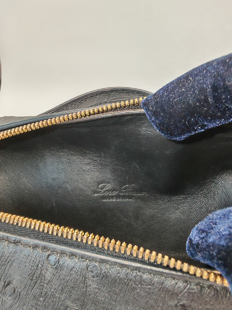 Extra Pocket Pouch L19 Black Ostrich Leather | Purse Maison Luxury Bags Shop