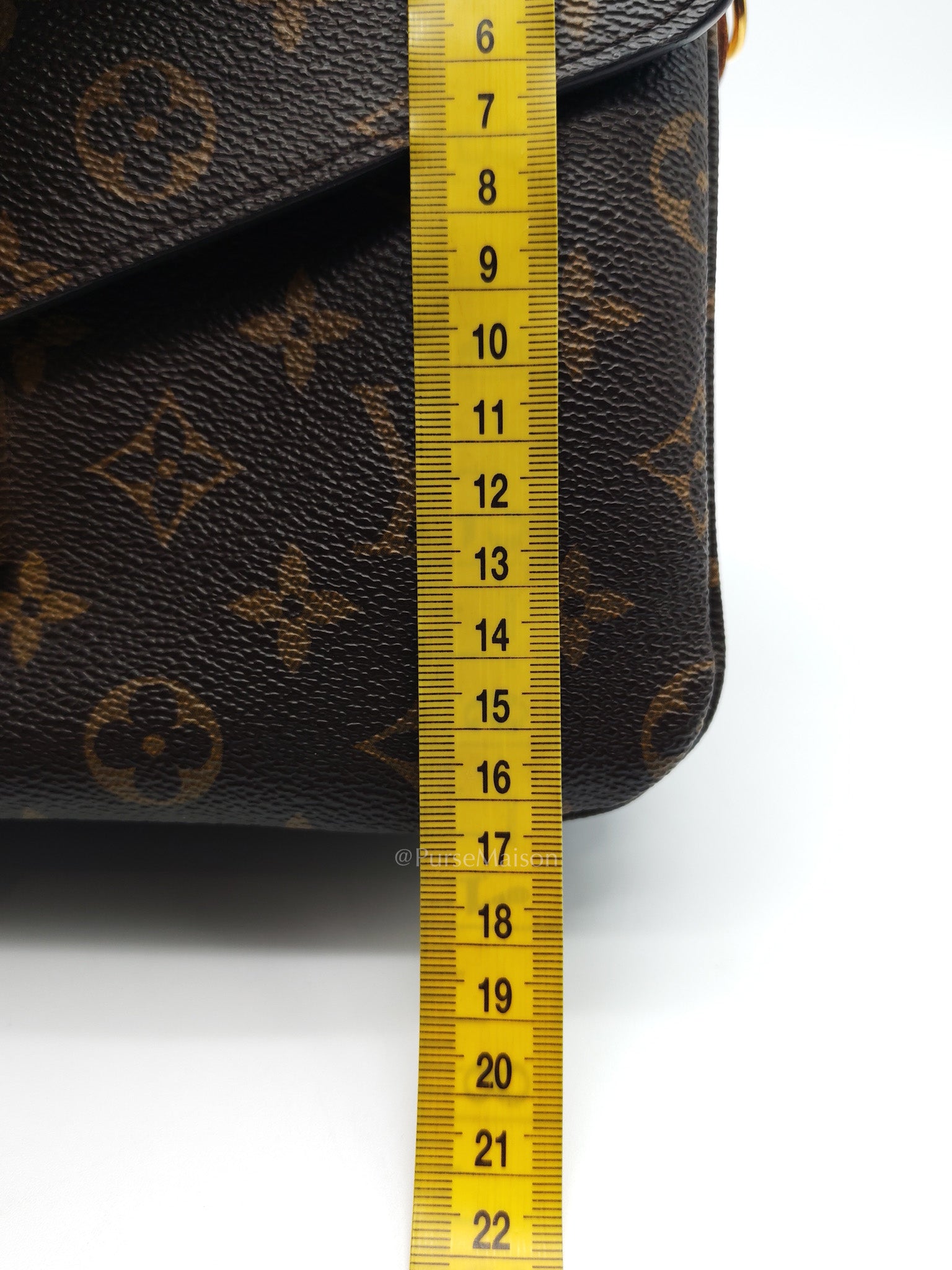 Pochette Metis in Monogram Canvas and Gold Hardware (Datecode: SR0138)