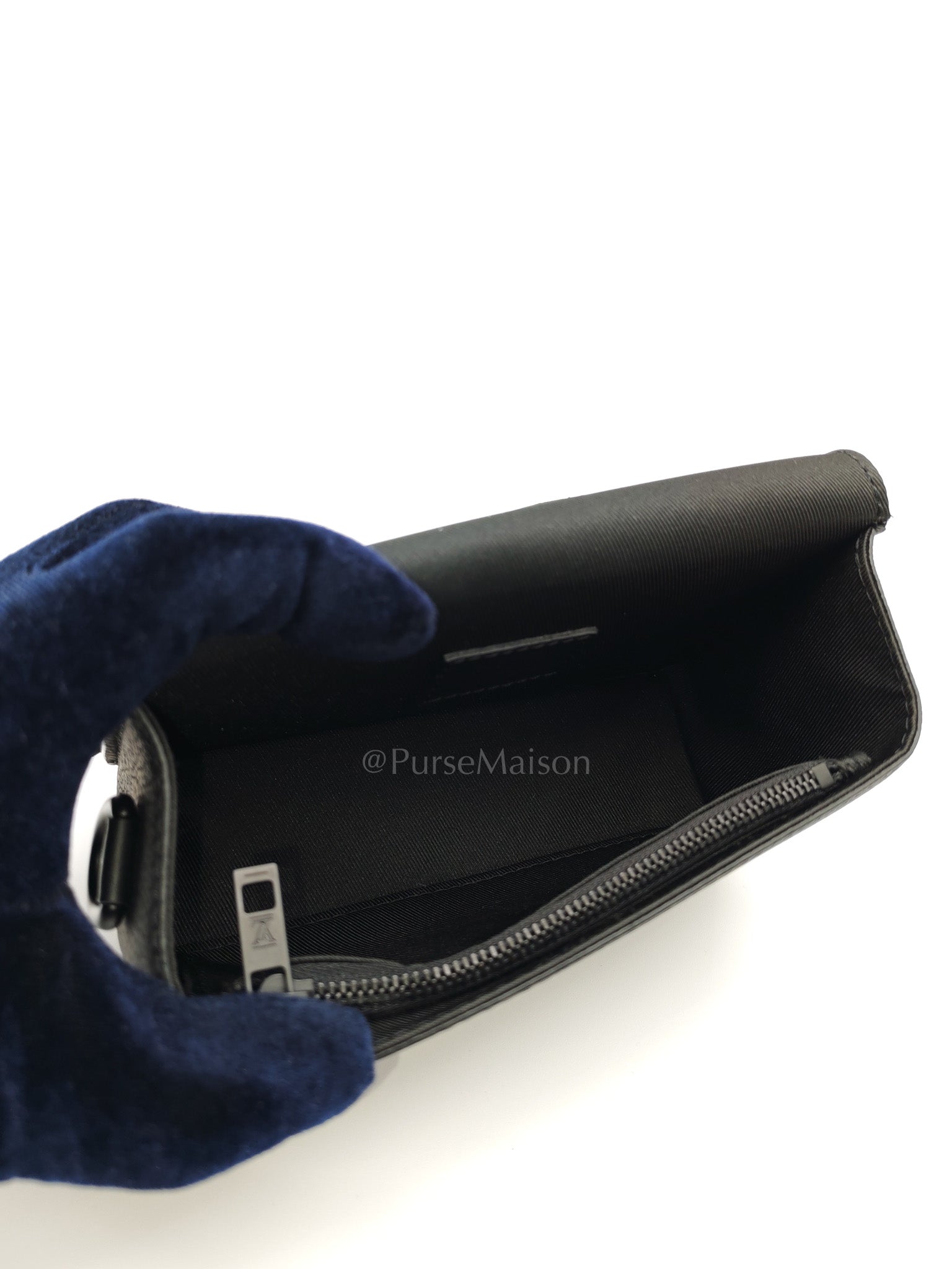 Fastline Wearable Wallet in Aerogram Leather Black | Purse Maison Luxury Bags Shop