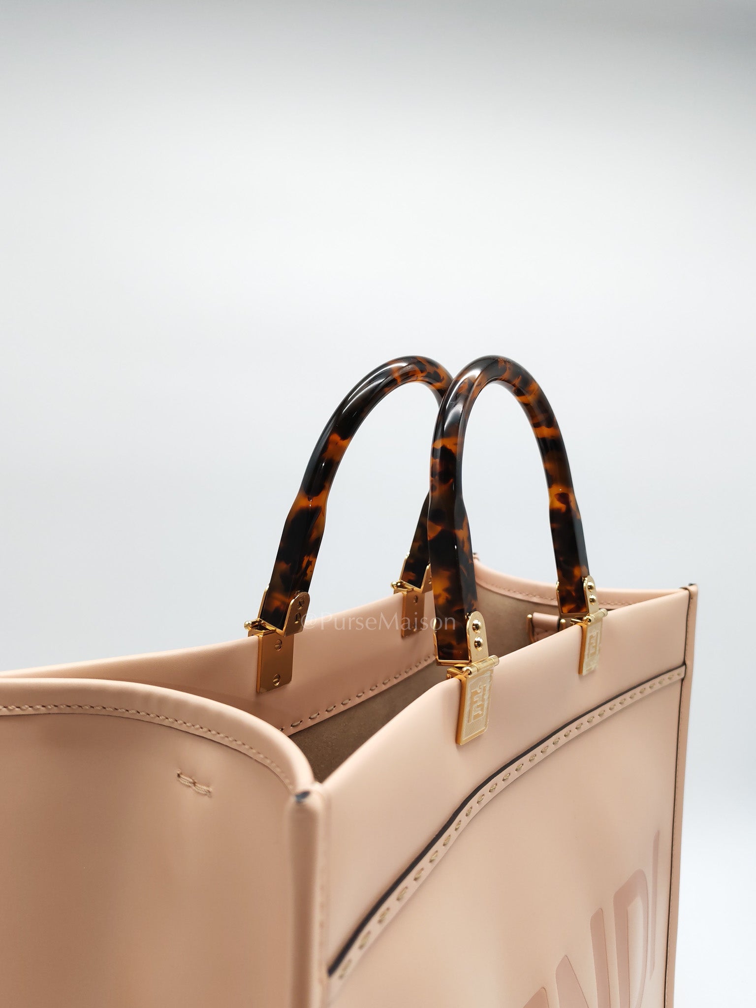 Fendi Sunshine Medium Tote Bag in Light Rose Shoulder Bag | Purse Maison Luxury Bags Shop