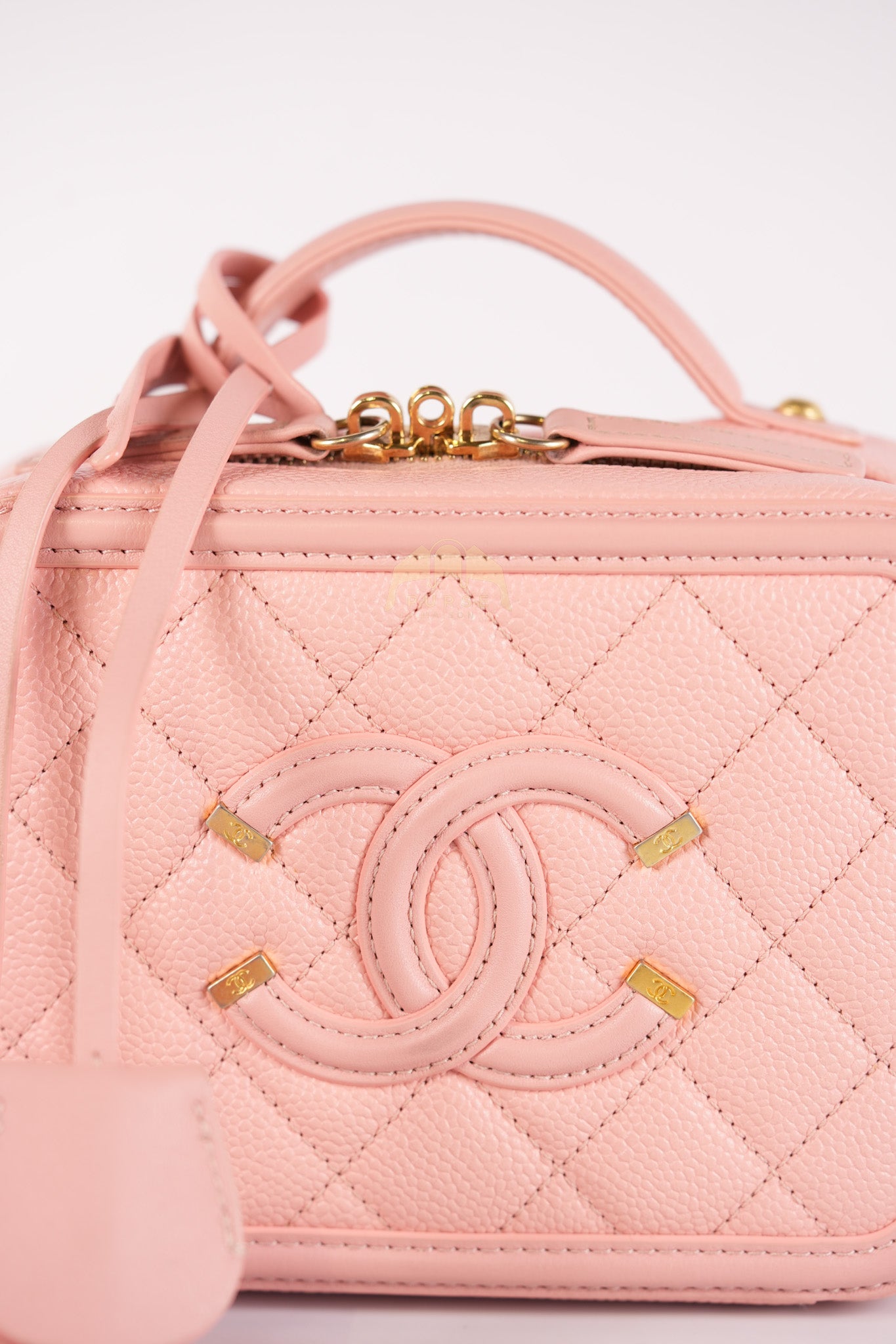 Filigree Vanity Case Small in Pink Caviar Leather Aged Gold Hardware Series 27 | Purse Maison Luxury Bags Shop