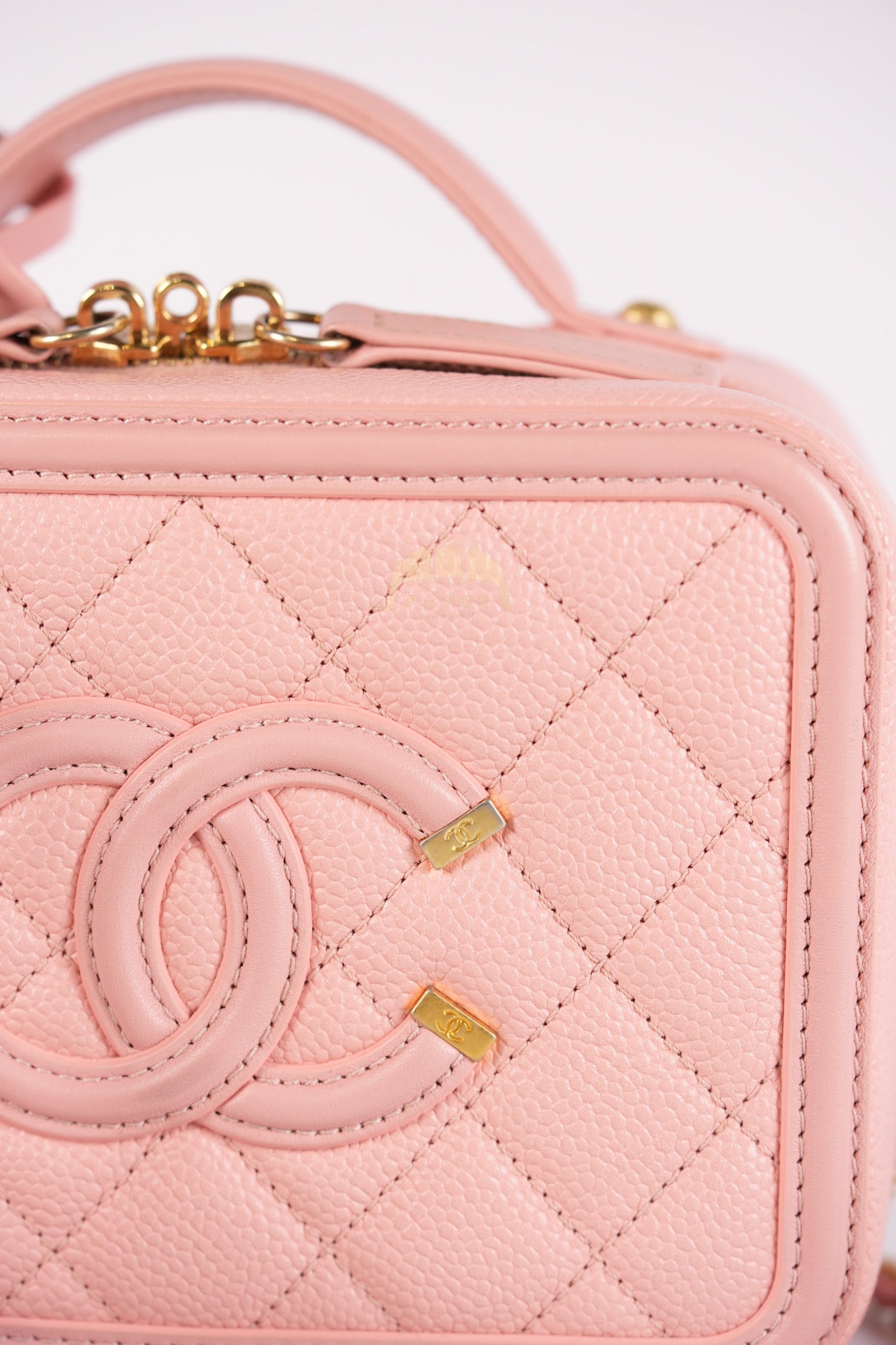 Filigree Vanity Case Small in Pink Caviar Leather Aged Gold Hardware Series 27 | Purse Maison Luxury Bags Shop
