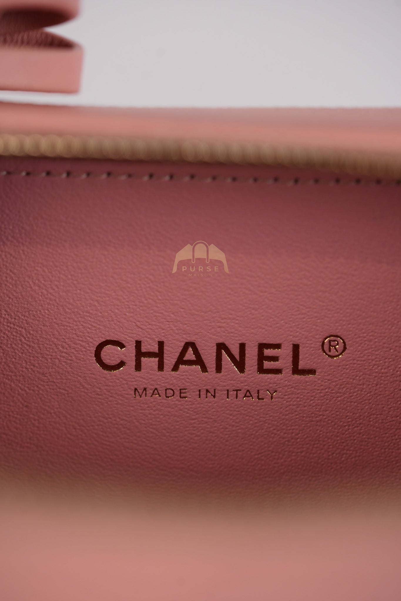 Filigree Vanity Case Small in Pink Caviar Leather Aged Gold Hardware Series 27 | Purse Maison Luxury Bags Shop