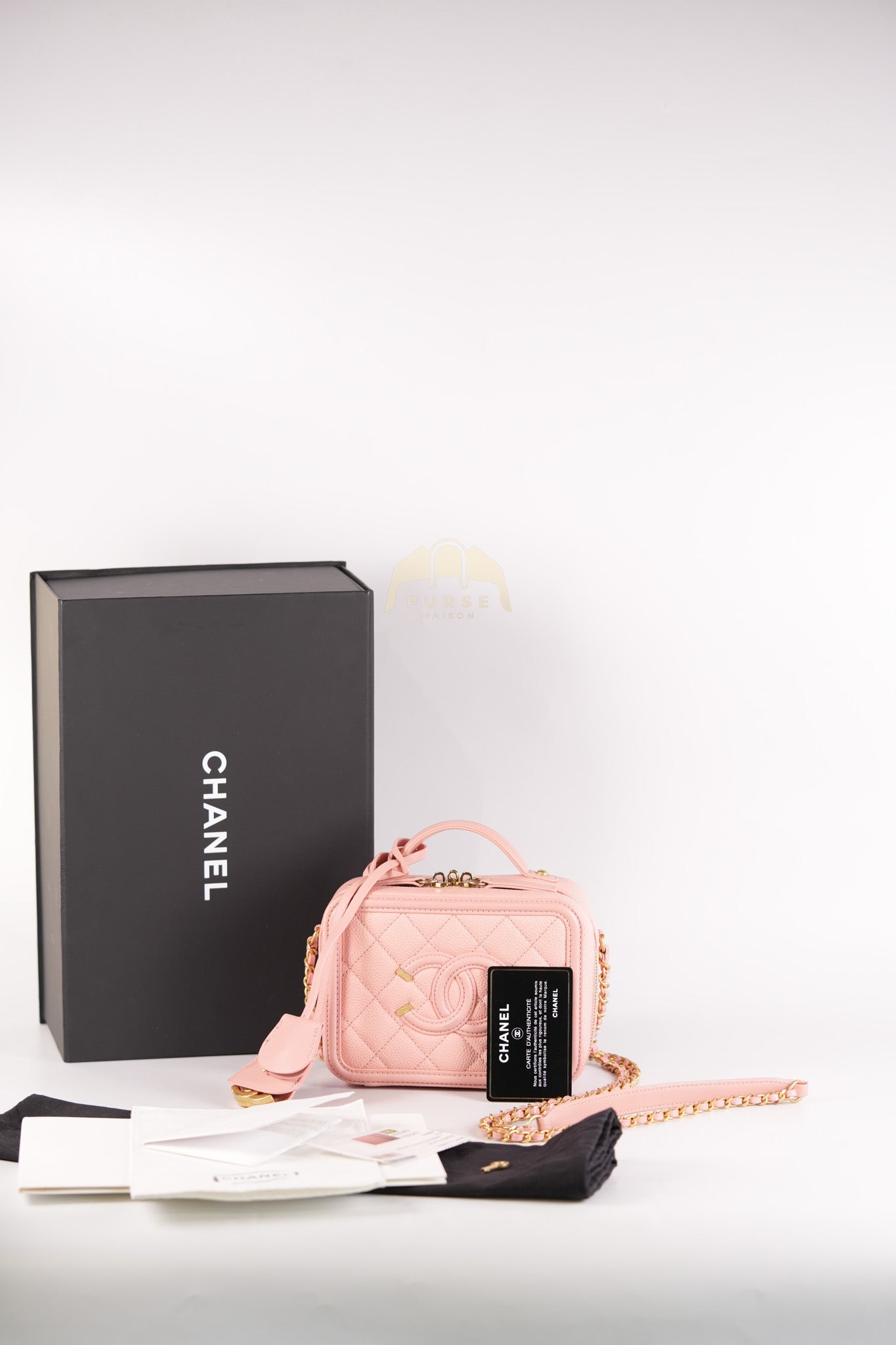 Filigree Vanity Case Small in Pink Caviar Leather Aged Gold Hardware Series 27 | Purse Maison Luxury Bags Shop