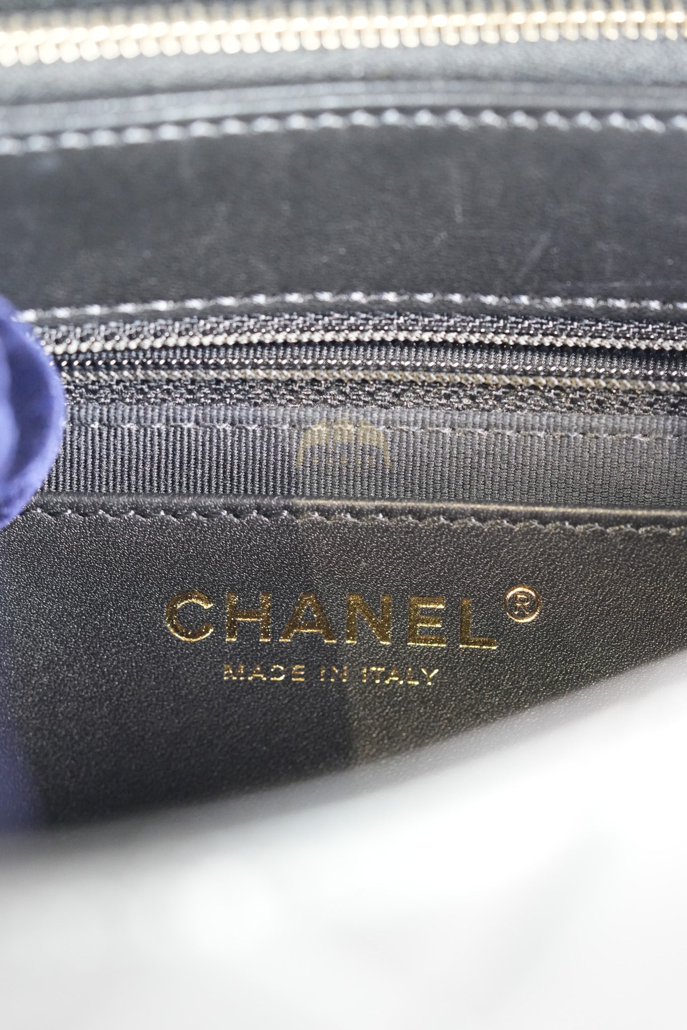 22K Flap Bag Small in Black Lambskin Leather & Gold Hardware Microchip | Purse Maison Luxury Bags Shop