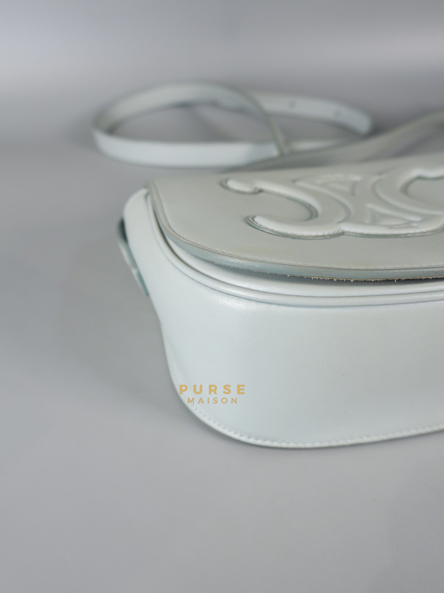 Folco Cuir Soft Blue in Smooth Calfskin Leather | Purse Maison Luxury Bags Shop