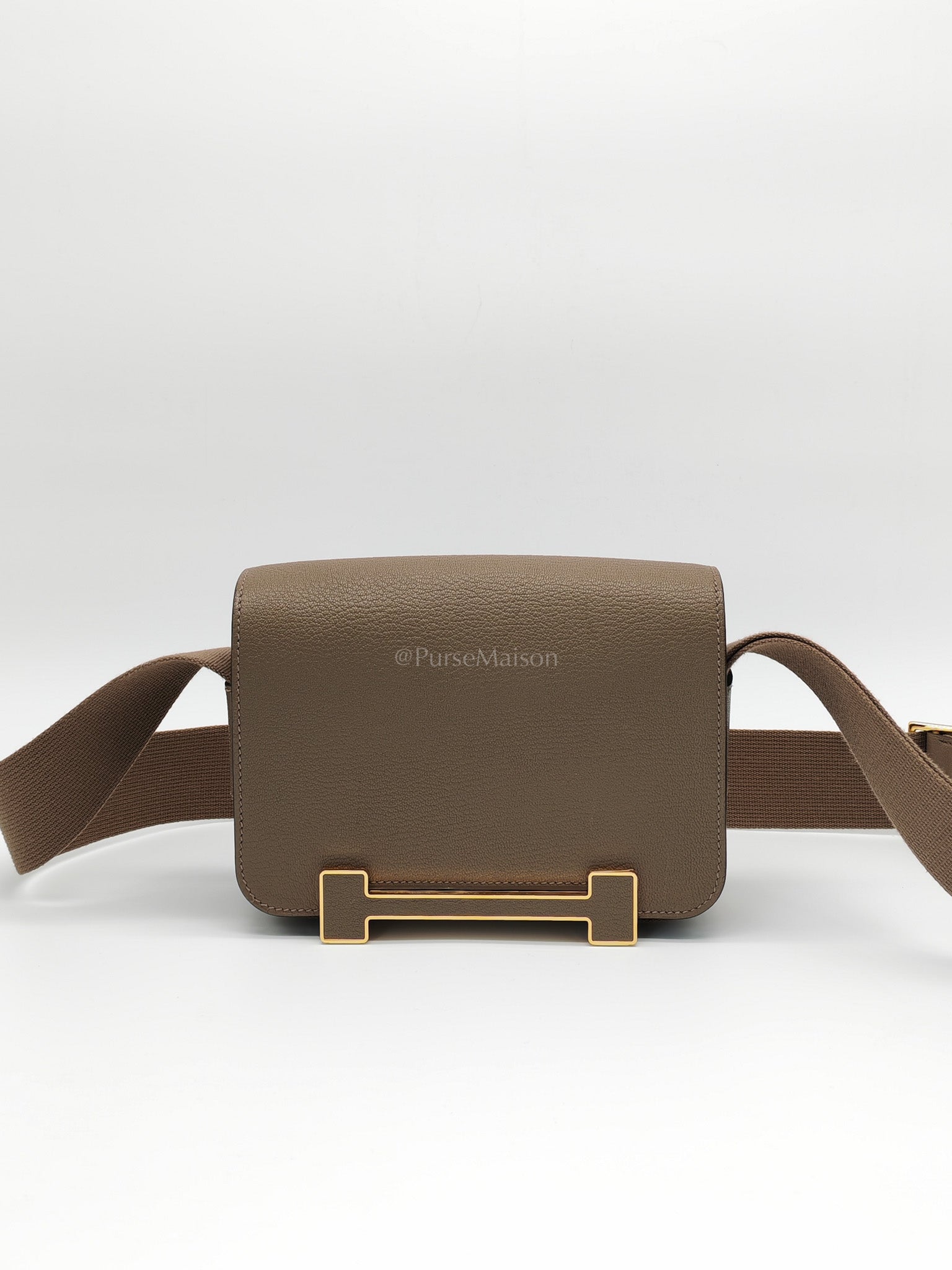 Geta Etoupe in Mysore Chevre Leather and Gold Hardware Stamp U (2022) | Purse Maison Luxury Bags Shop