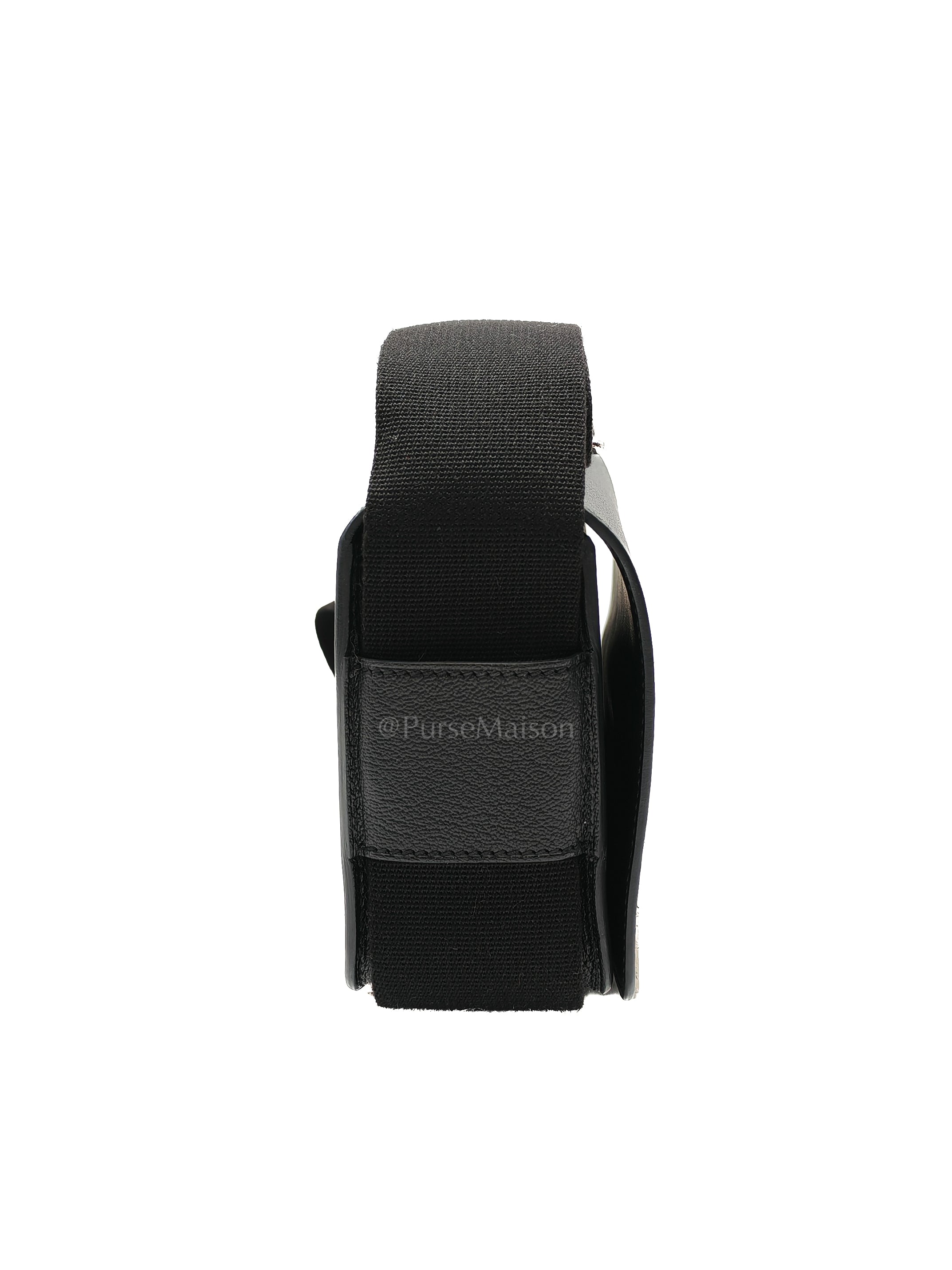 Geta in Black Chevre Mysore Leather and Palladium Hardware Stamp B (2023) | Purse Maison Luxury Bags Shop